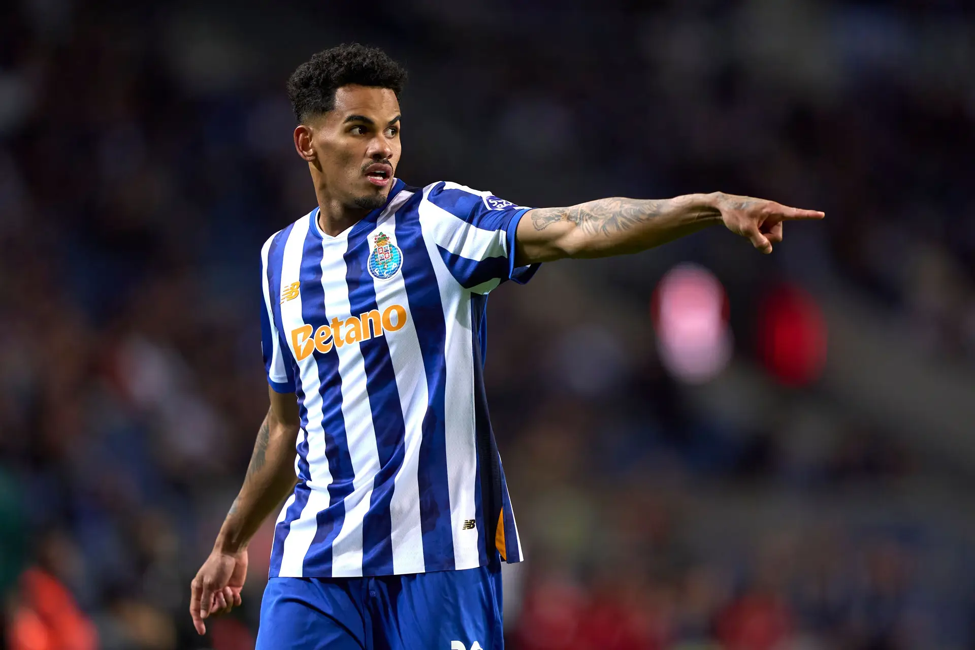 A Arábia Saudita volta a engordar o cofre do Dragão: Galeno vendido por €50 milhões ao Al-Ahli