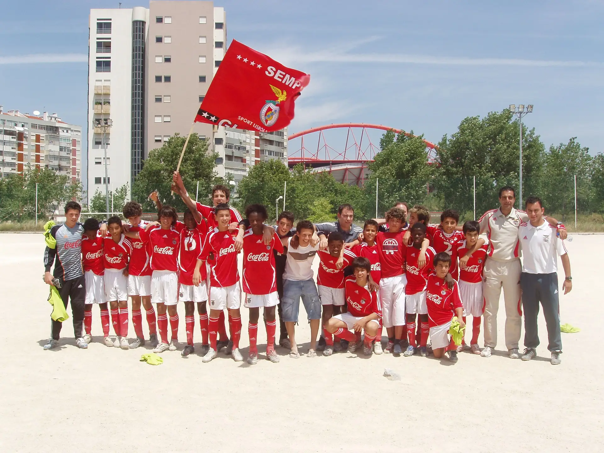 Paiva (2.º à direita) com a equipa de sub-14 com quem foi campeão, em 2006