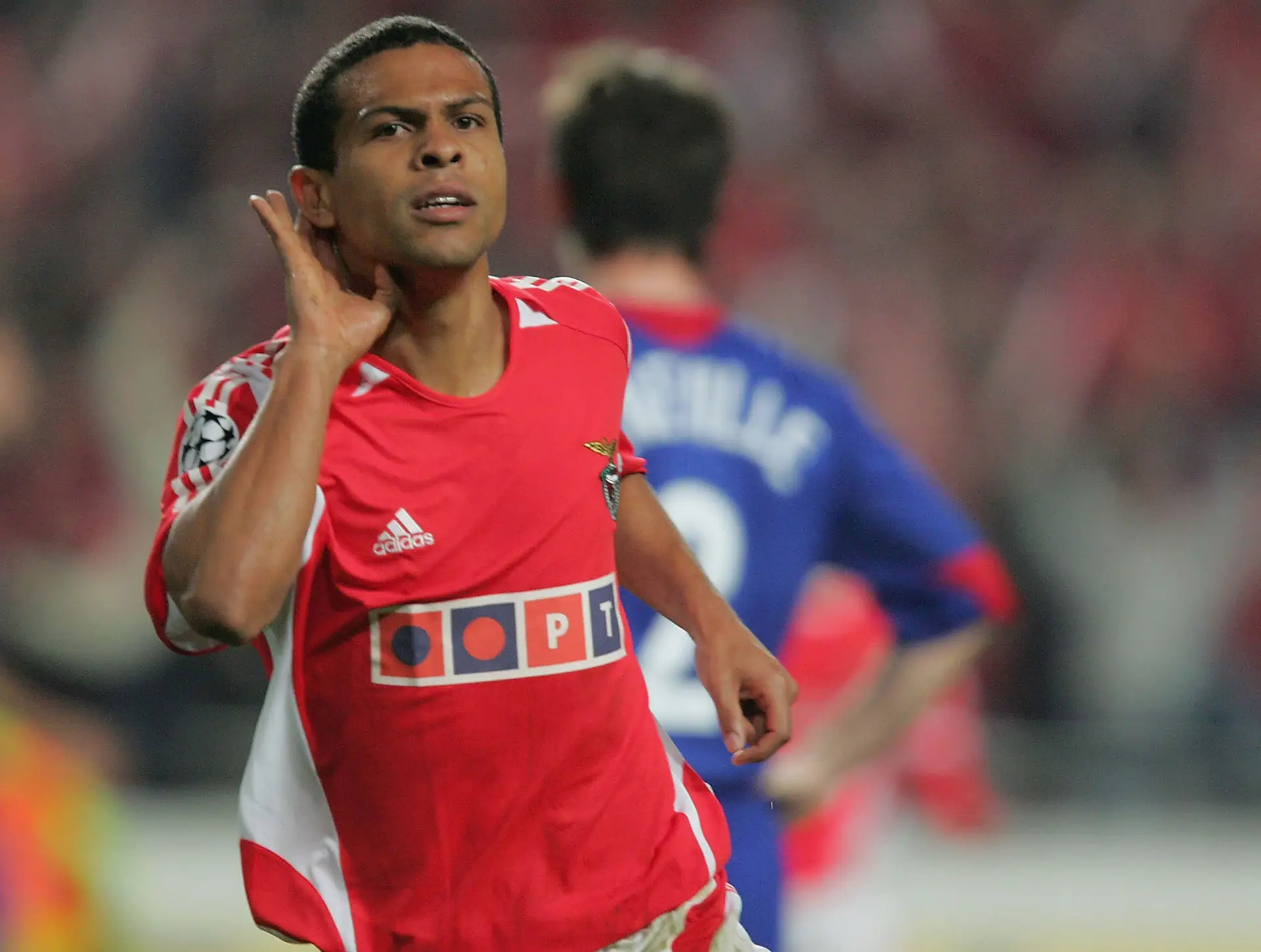 “Na hora em que joguei contra o Benfica, algo mexeu comigo. Por isso escolhi o Benfica em vez do Galatasaray ou do Bordéus”