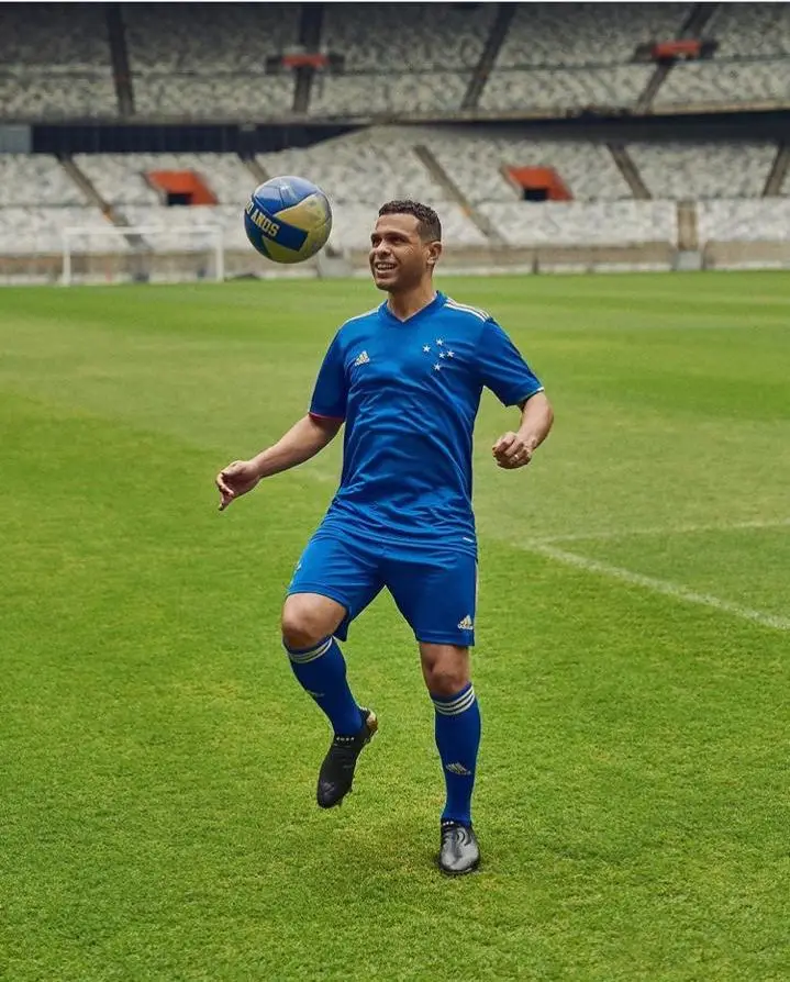 Geovanni regressou ao Cruzeiro, do Brasil em 2006