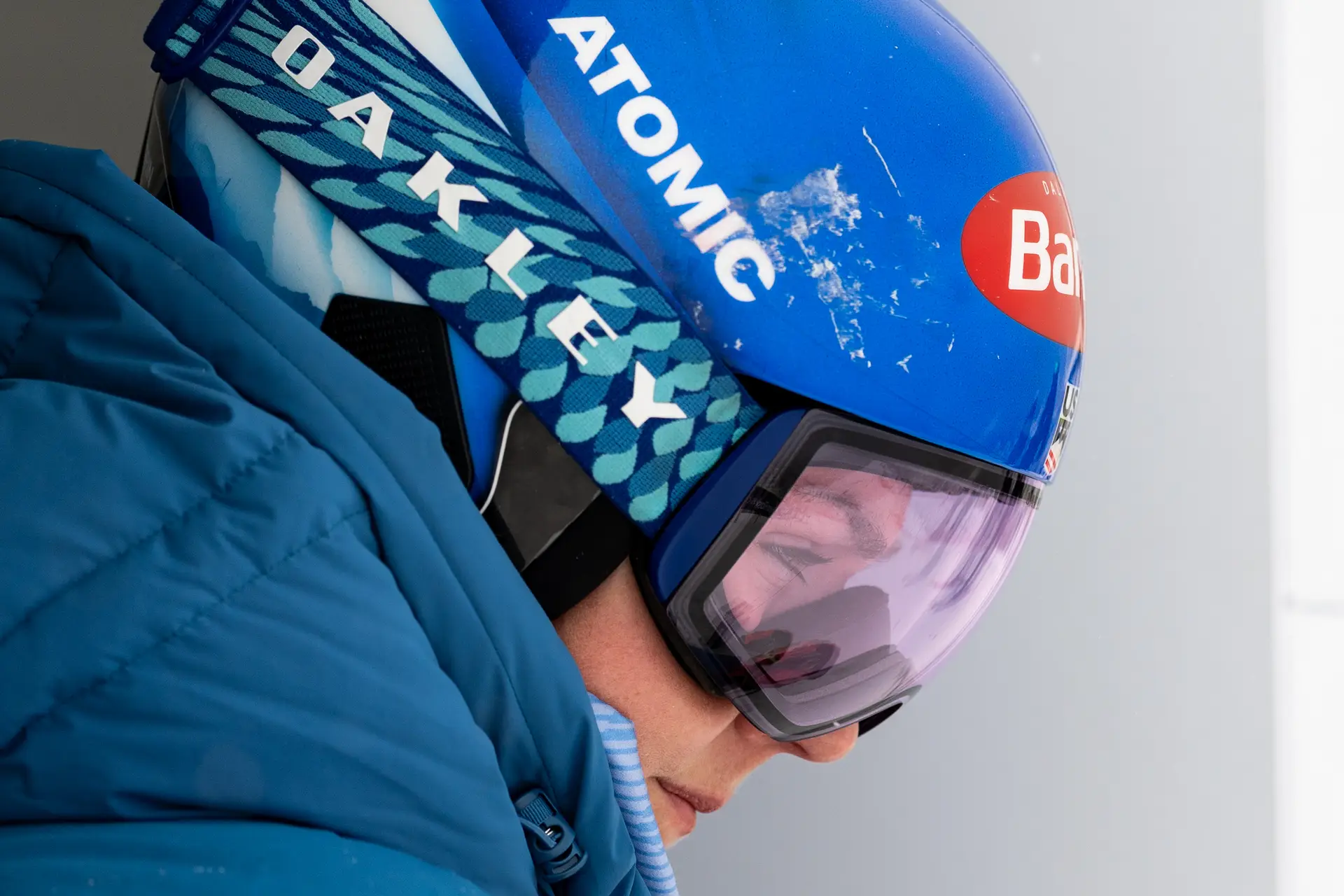 A melhor esquiadora de sempre, Mikaela Shiffrin, está com medo de esquiar. Mas não teve medo de o admitir