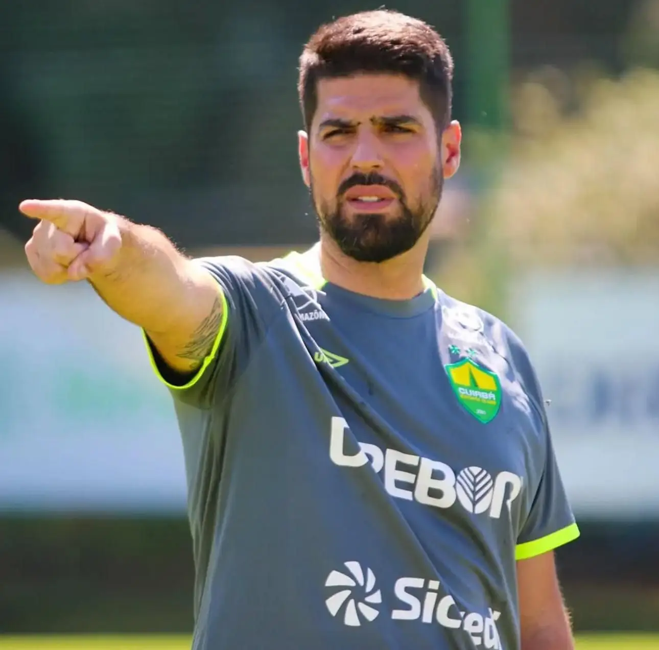 Em 2022, António torna-se treinador do Cuiabá, do Brasil