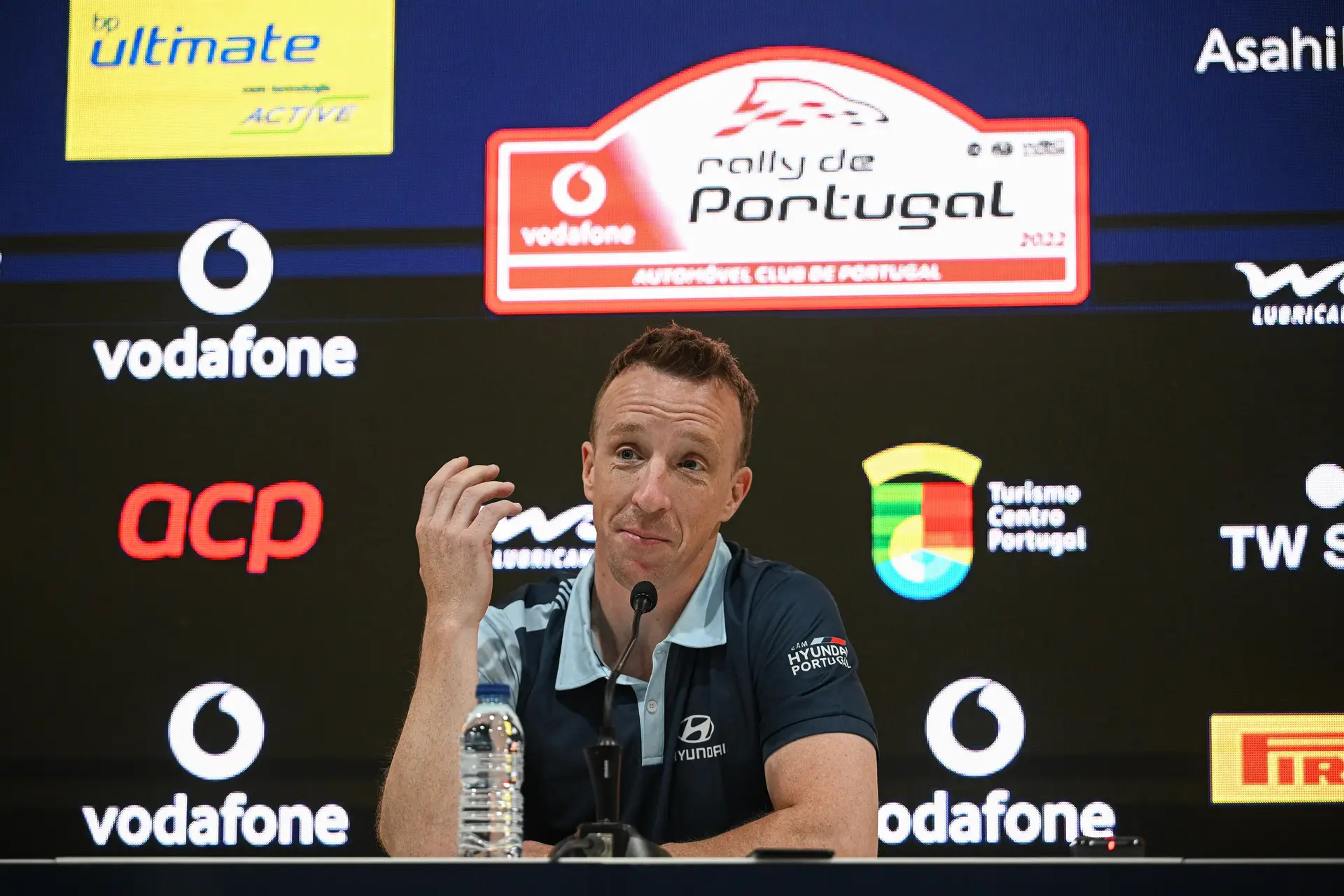 O campeão nacional de ralis é oficialmente Kris Meeke, um norte-irlandês