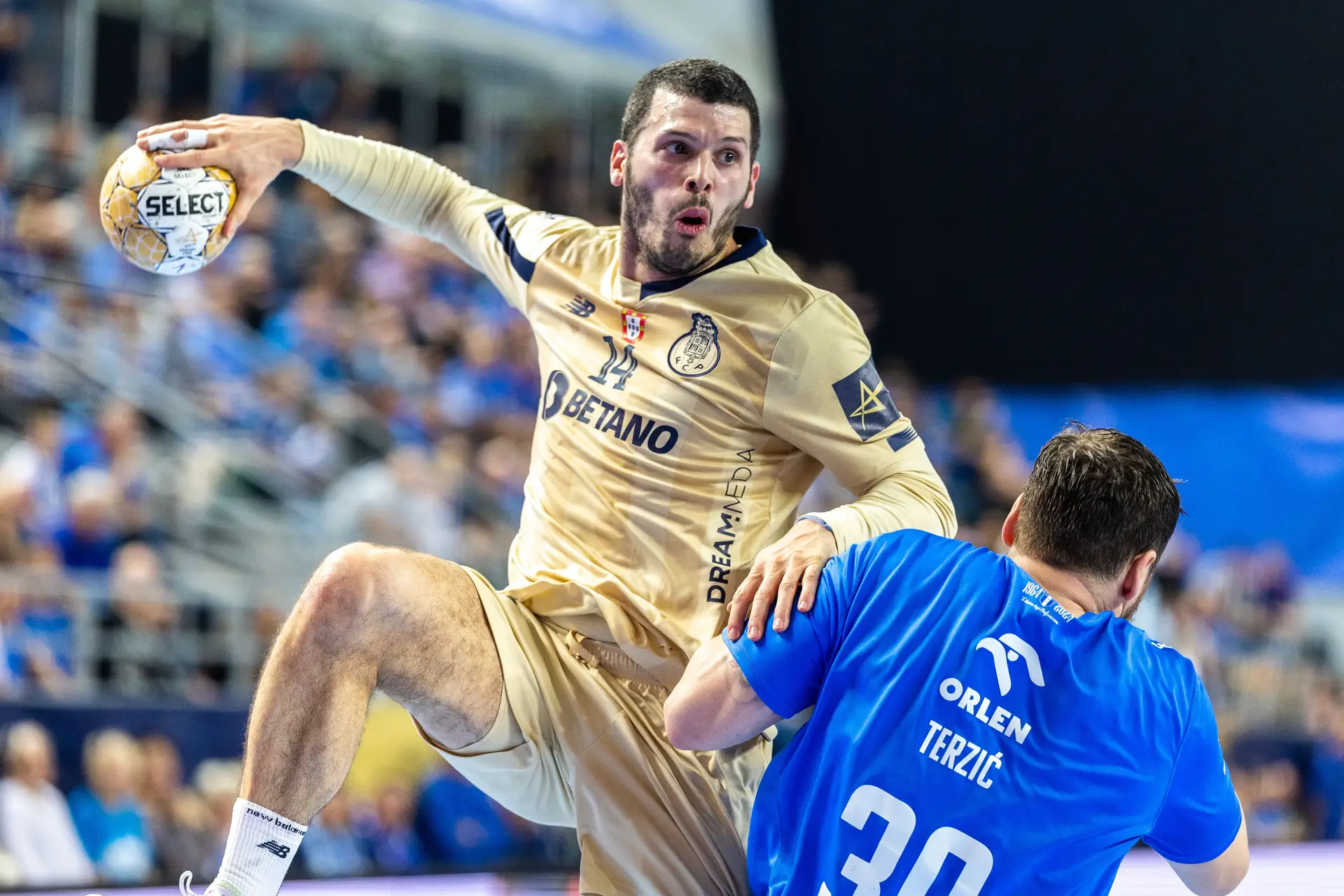 FC Porto e Benfica estão no play-off da Liga Europeia, a segunda prova mais importante do andebol continental