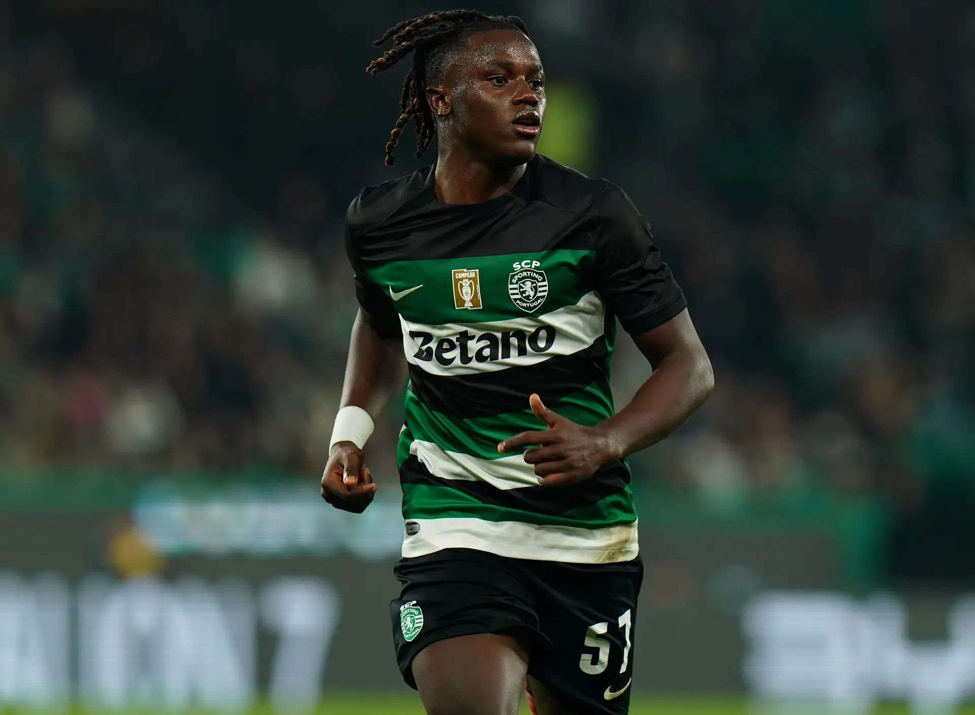 Quenda e Essugo valem “jackpot” ao Sporting: Chelsea paga pelo menos €72,7 milhões pelos dois jogadores