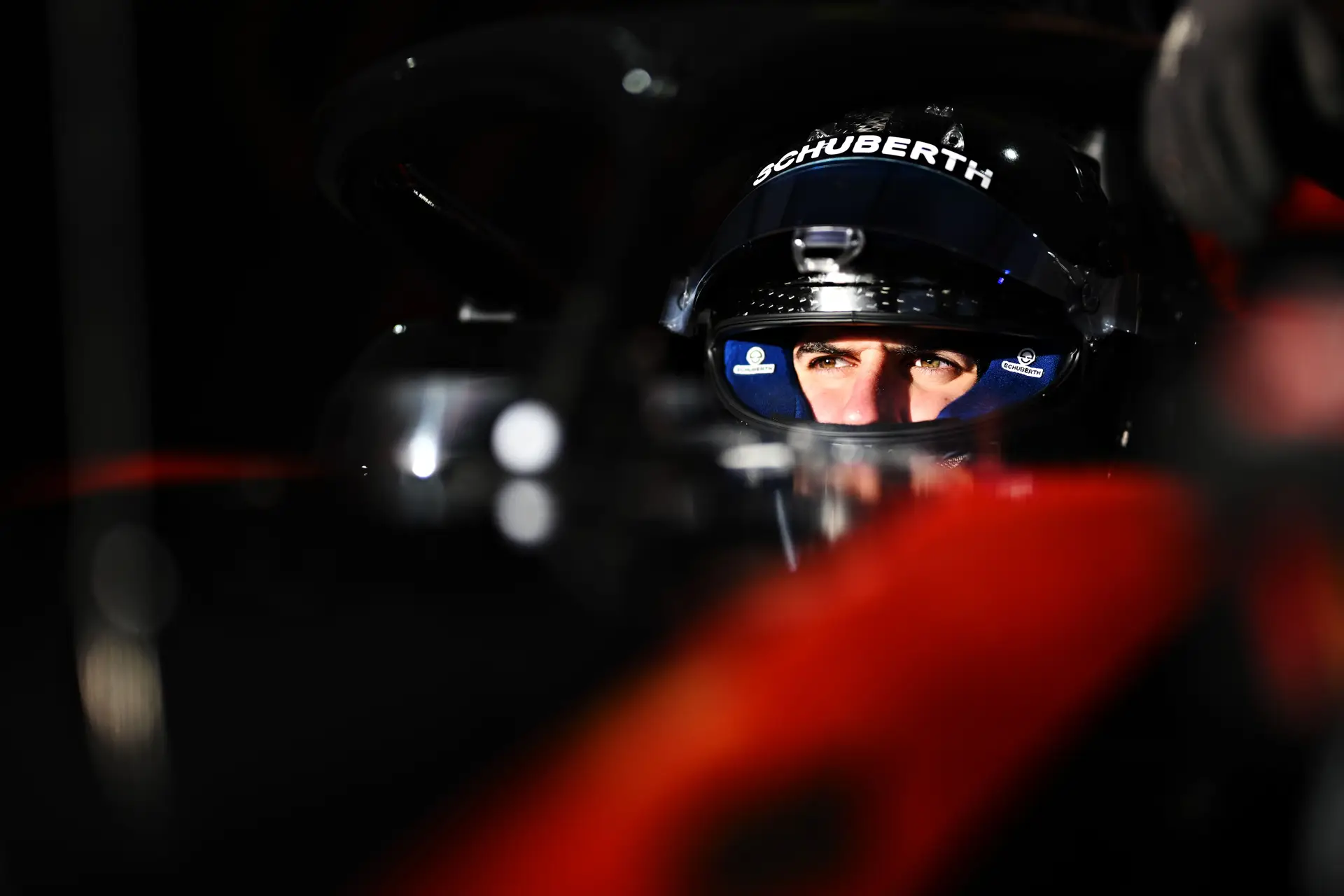 Ivan Domingues estreou-se na Fórmula 3 com um 19.º lugar entre 27 pilotos