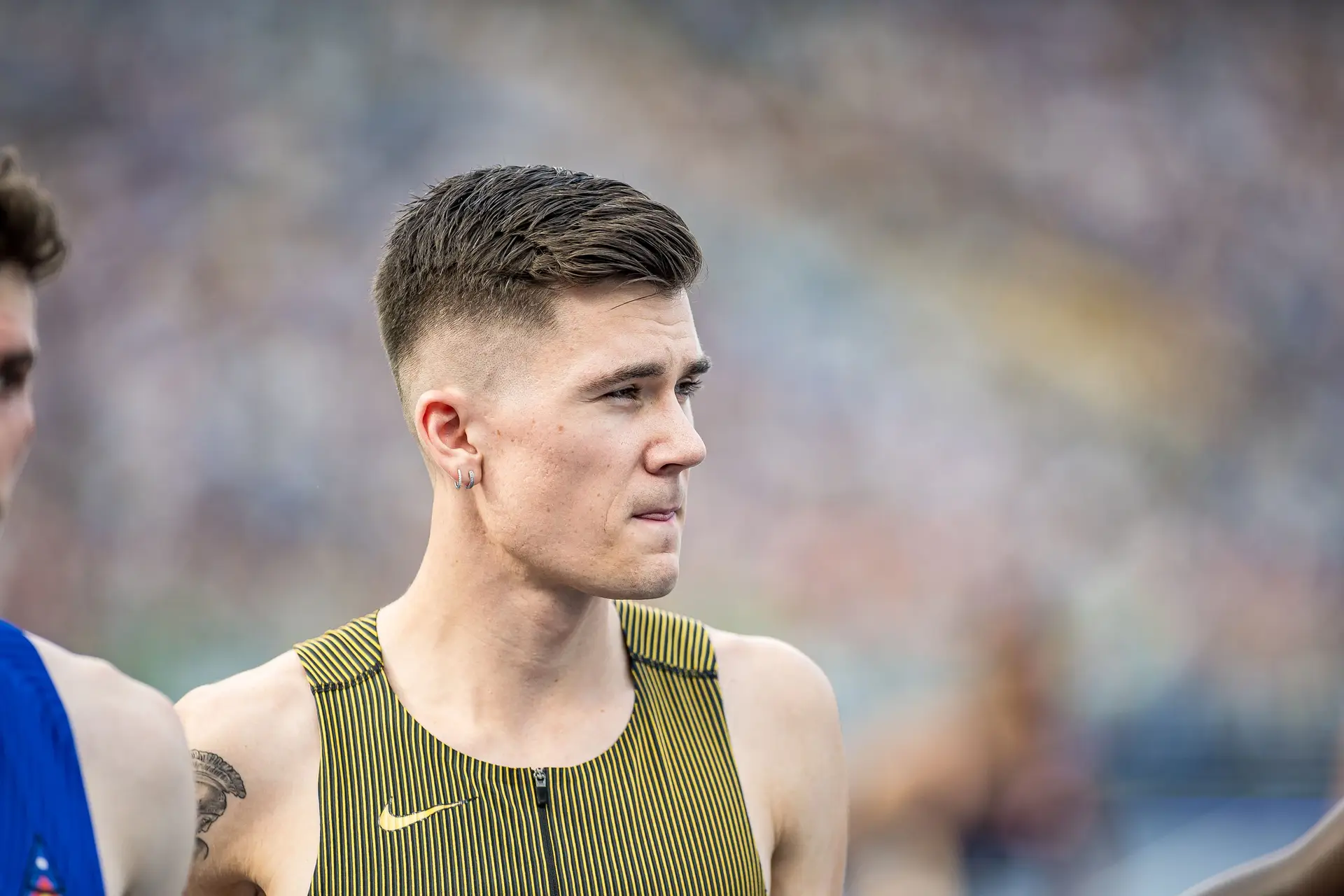 Jakob Ingebrigtsen cresceu numa “cultura de medo” imposta pelo pai, um “neurótico” que o campeão olímpico levou a tribunal