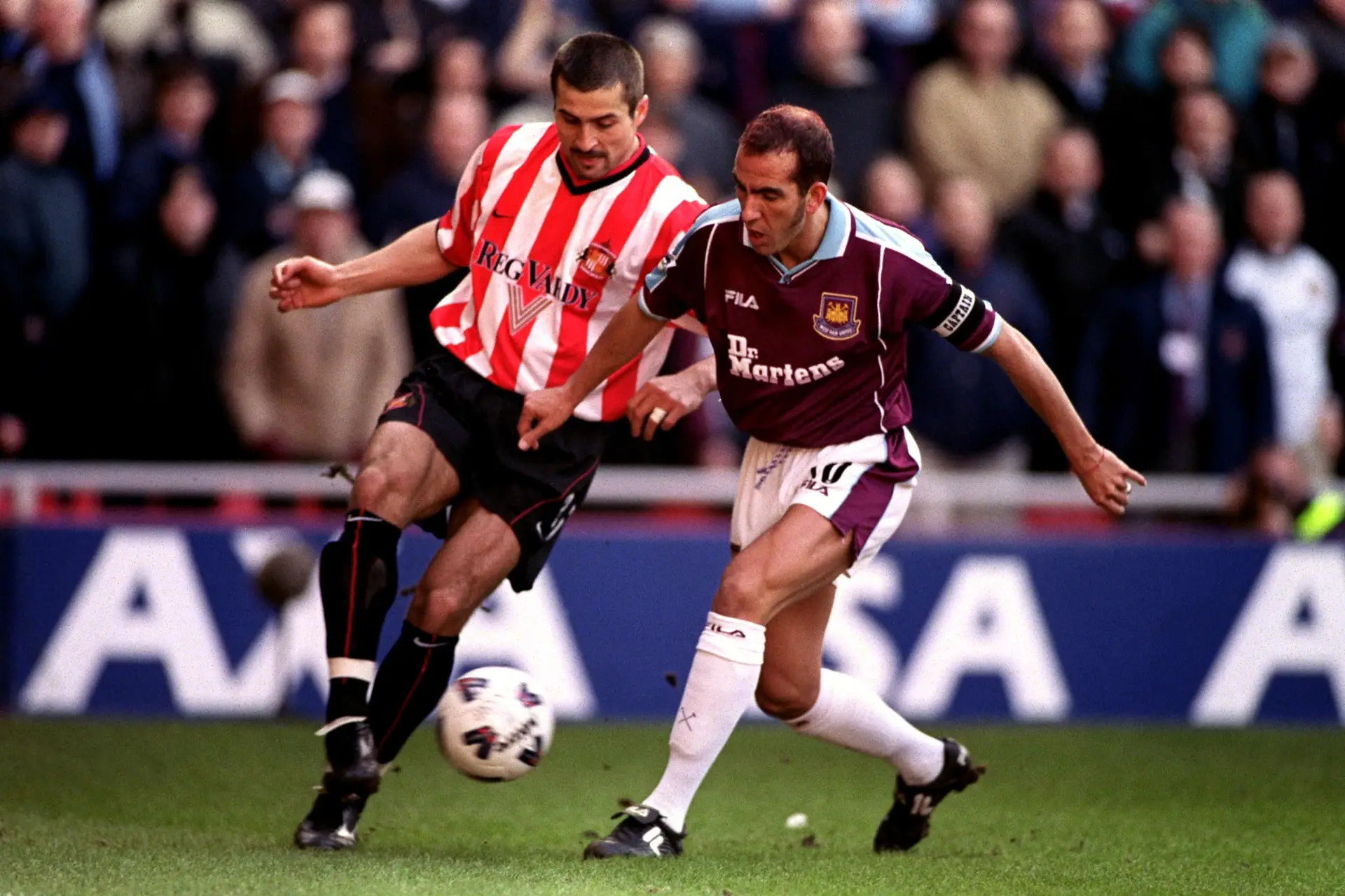 A defender Paolo Di Canio, no Sunderland, já depois de ter partilhado equipa com o italiano em Sheffield.