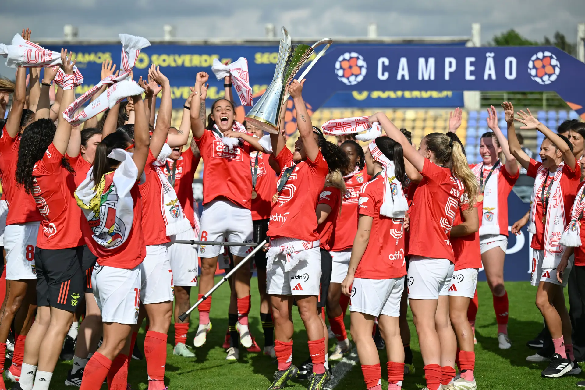 Benfica é pentacampeão da Liga feminina de futebol