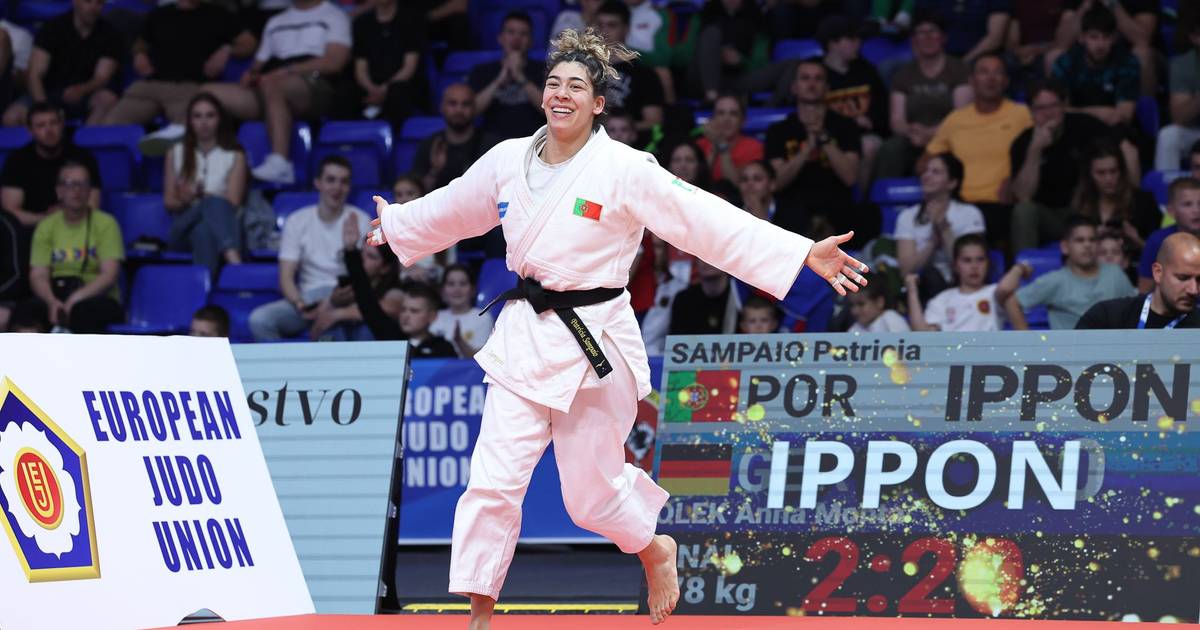 Patrícia Sampaio termina o ano na liderança mundial de -78 kg