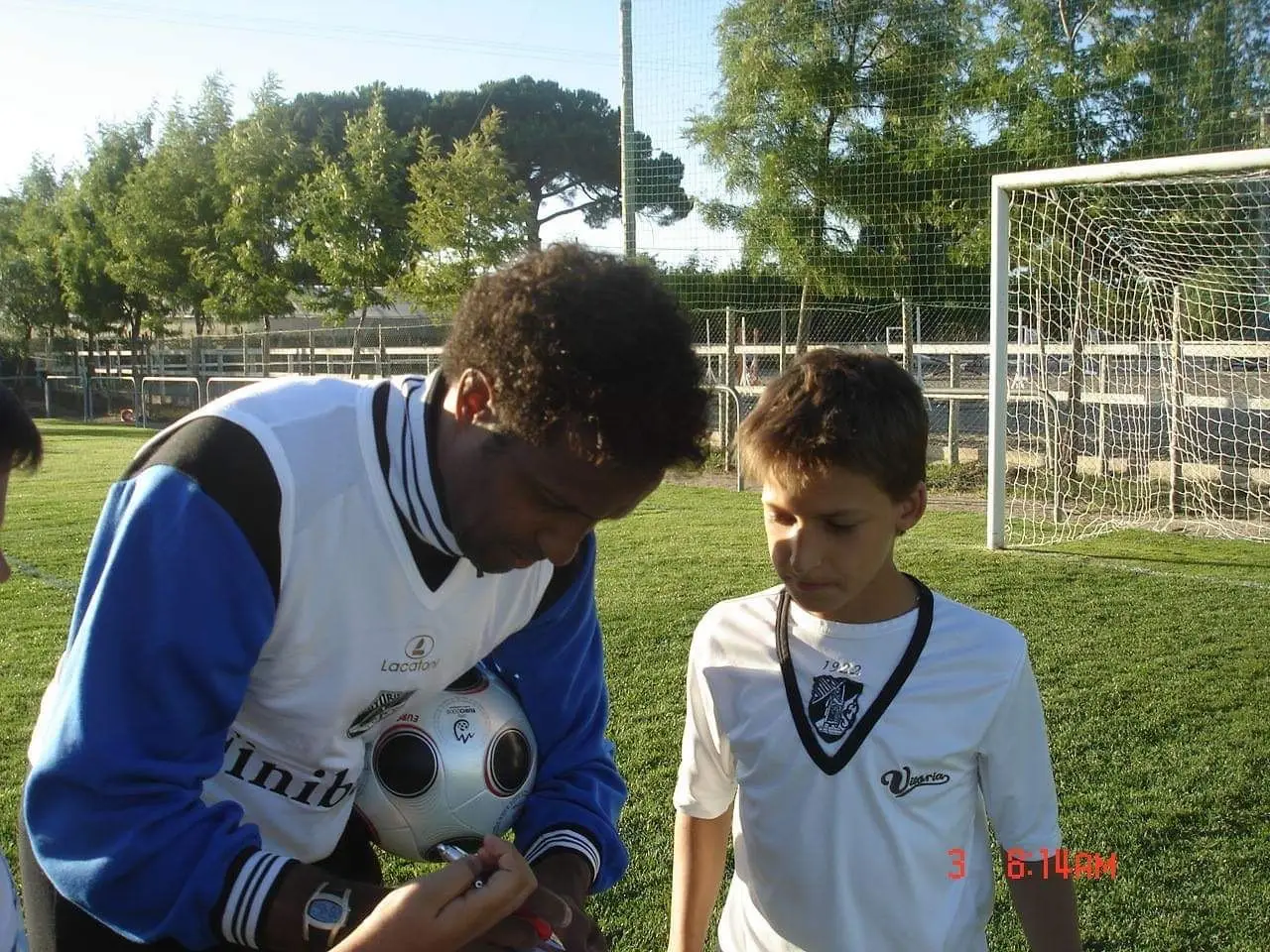 Hélder Ferreira com o guarda-redes Neno, iniciou o seu percurso no Vitória, aos 11 anos