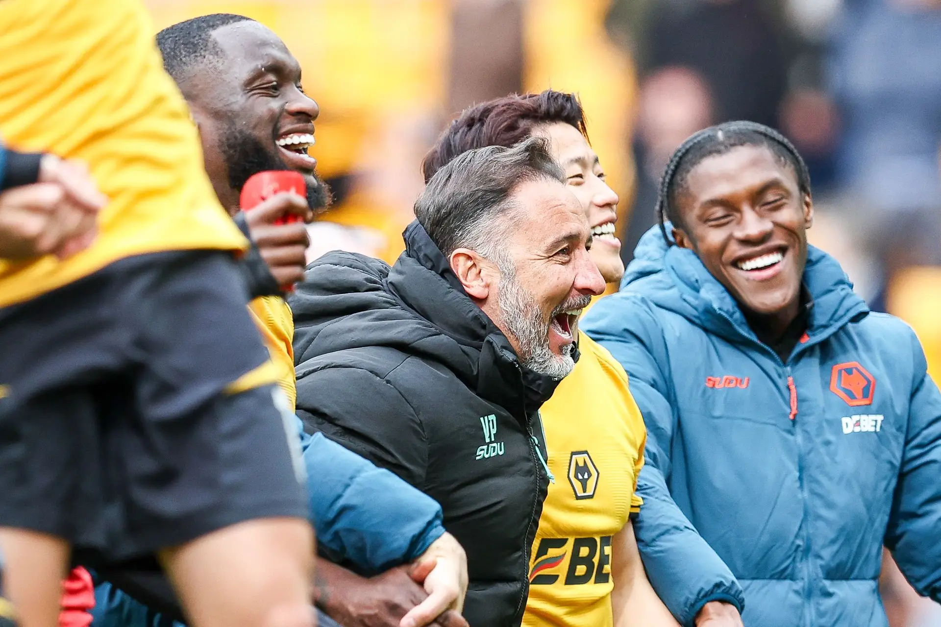 Depois dos pontos e das pints, os prémios: Vítor Pereira é o treinador do mês da Premier League 