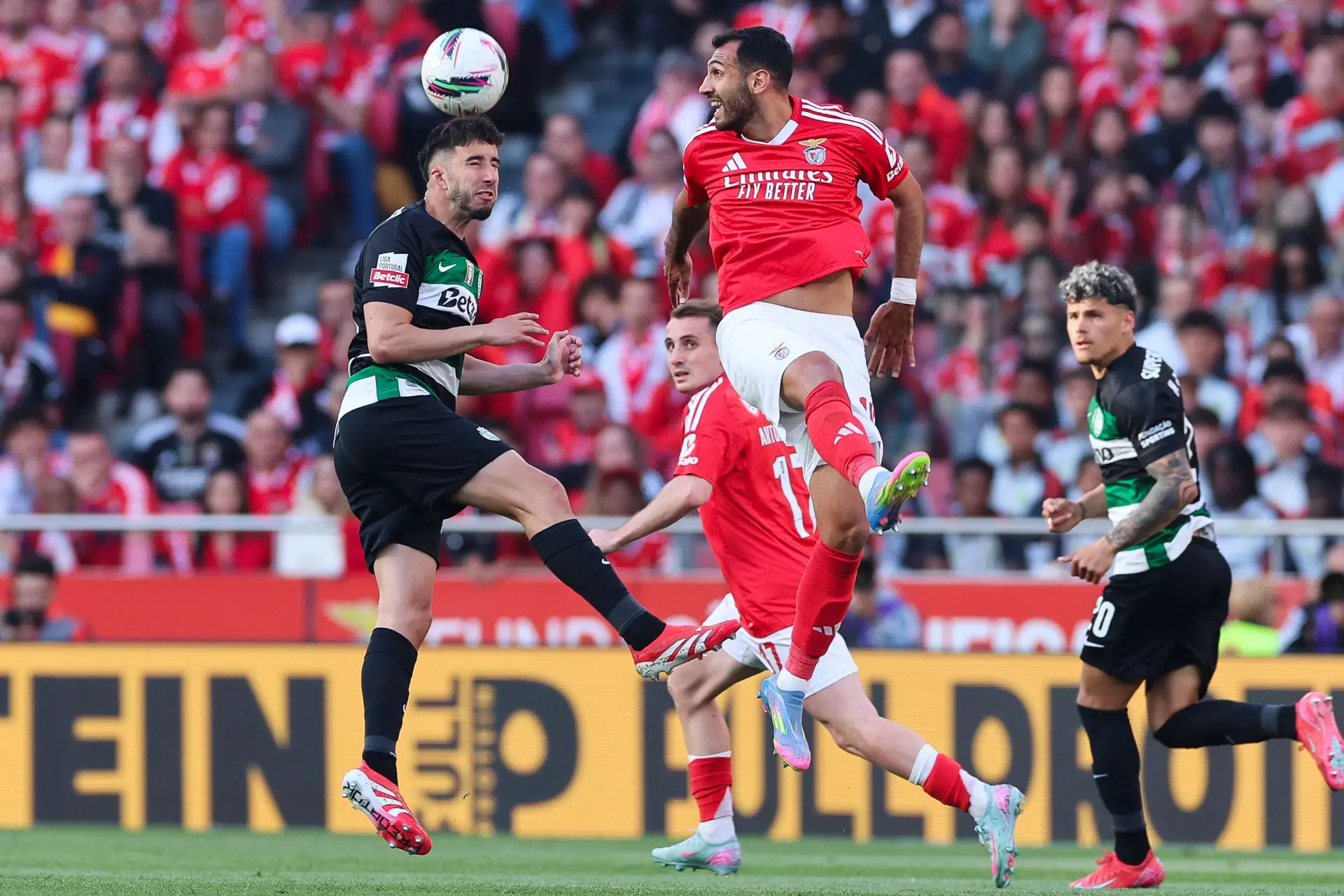 Houve mira de Trincão, houve ballet grego, não houve campeão