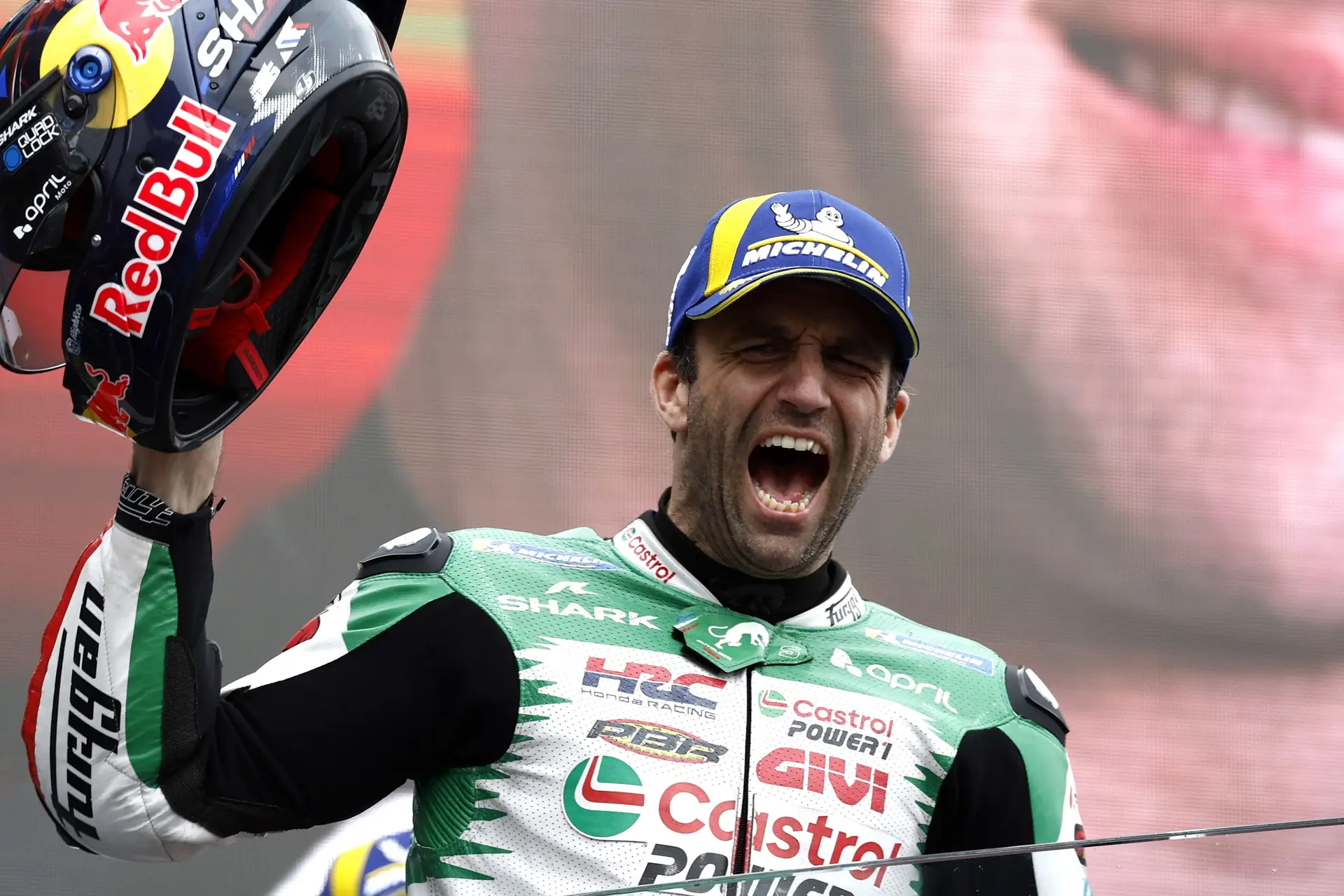 MotoGP: Johann Zarco surpreende e vence um louco GP França, Miguel Oliveira caiu