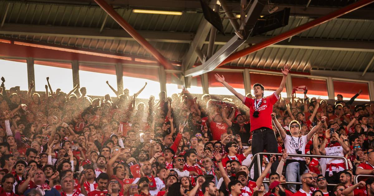 Em mais de 400 mil sócios registados no Benfica, apenas 160 mil estão habilitados a votarem nas eleições