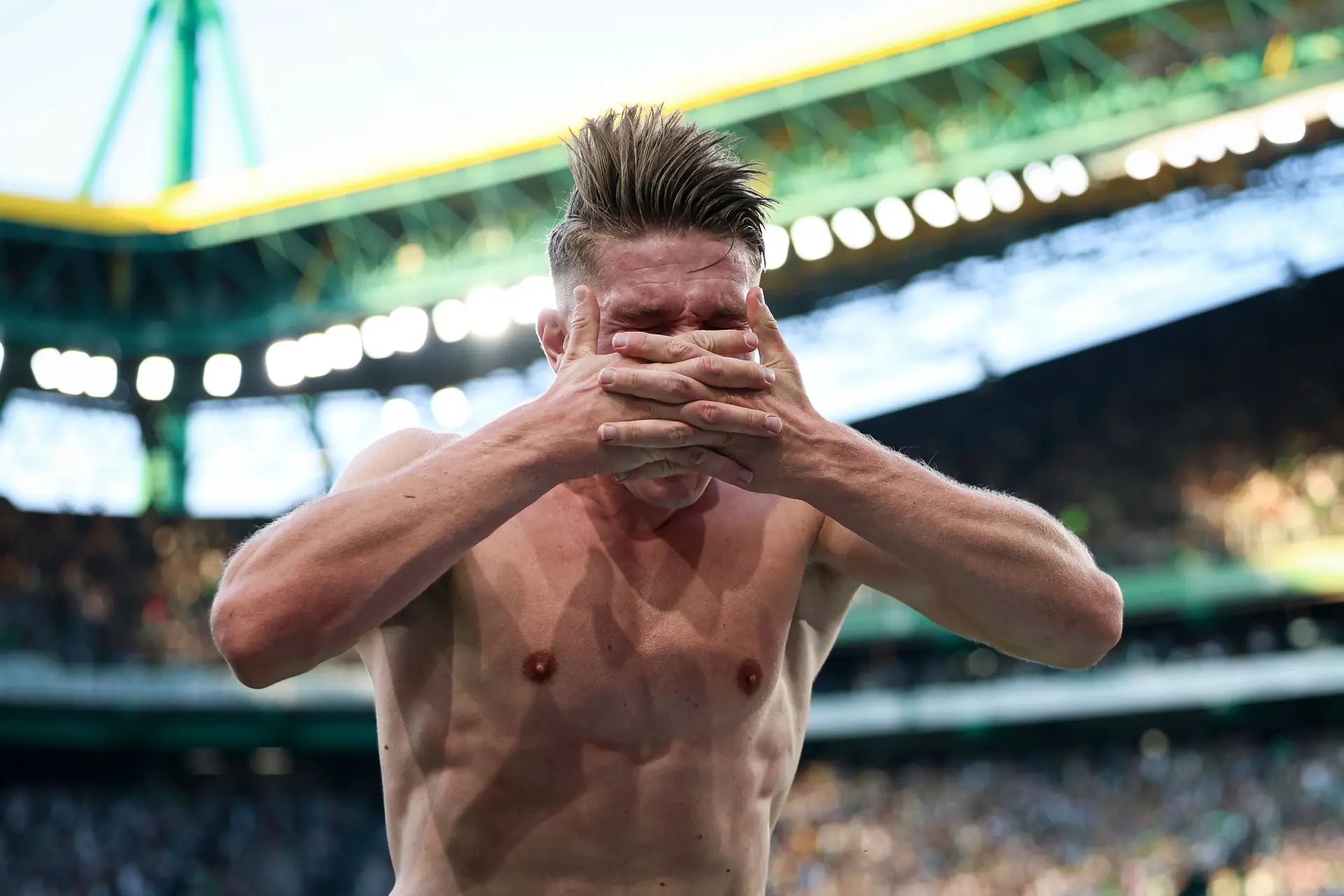 Nem os nervos impediram este Sporting de ser bicampeão a ganhar