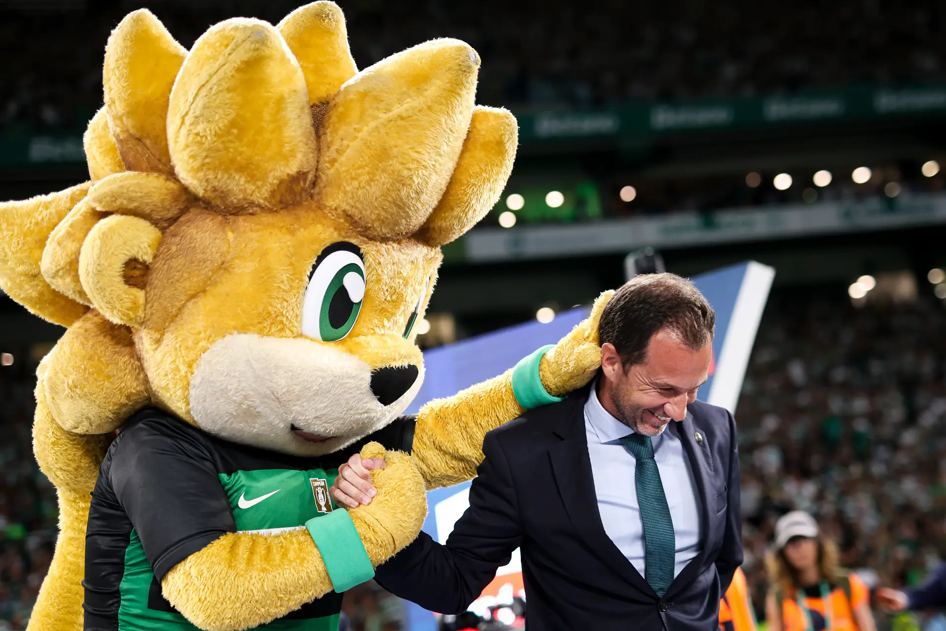 Varandas visa o Benfica: “O bicampeonato do Sporting foi uma ligeira convulsão no futebol português, o tri, se acontecer, será um terramoto”