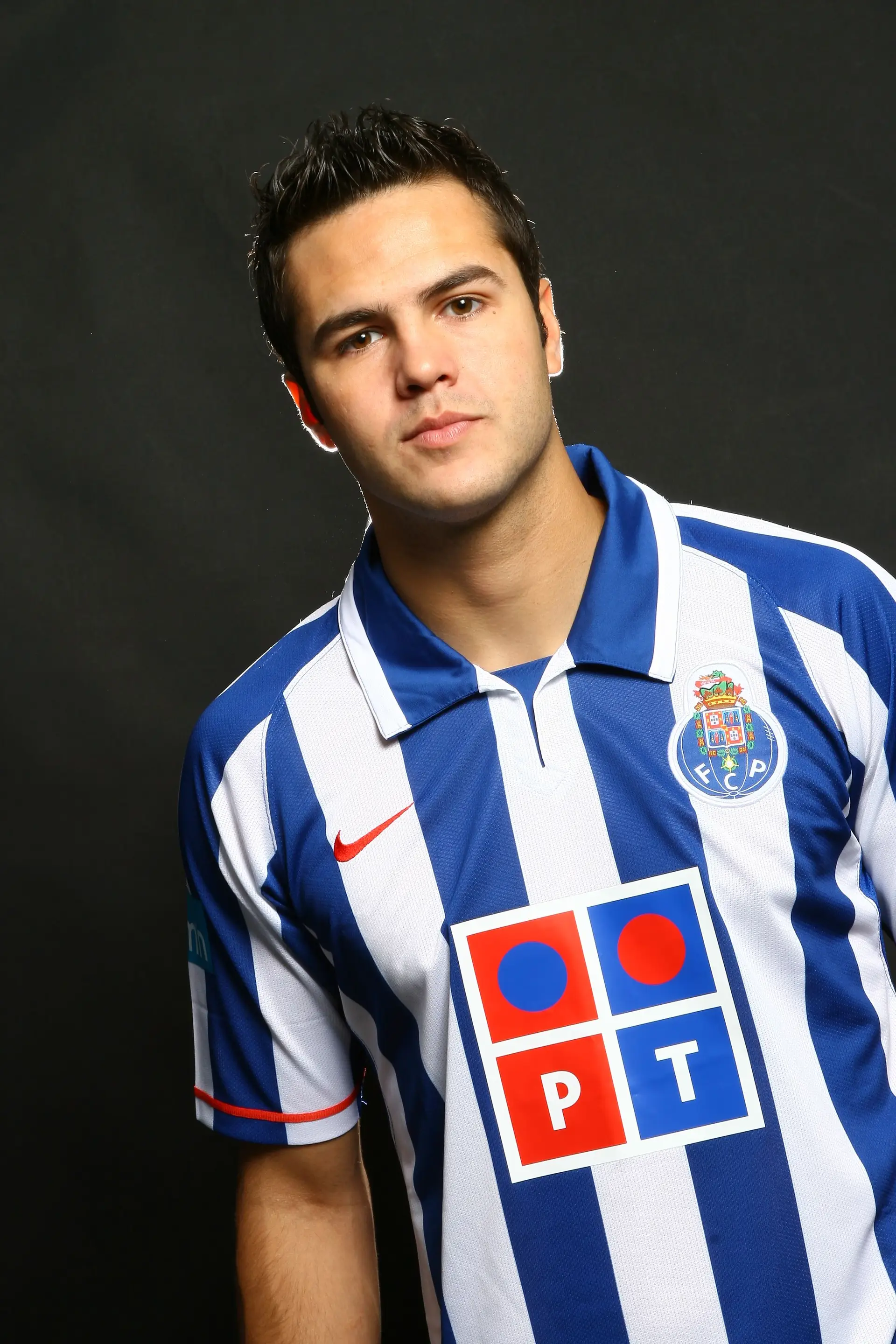 O avançado chegou assinou pelo FC Porto em 2003/04
