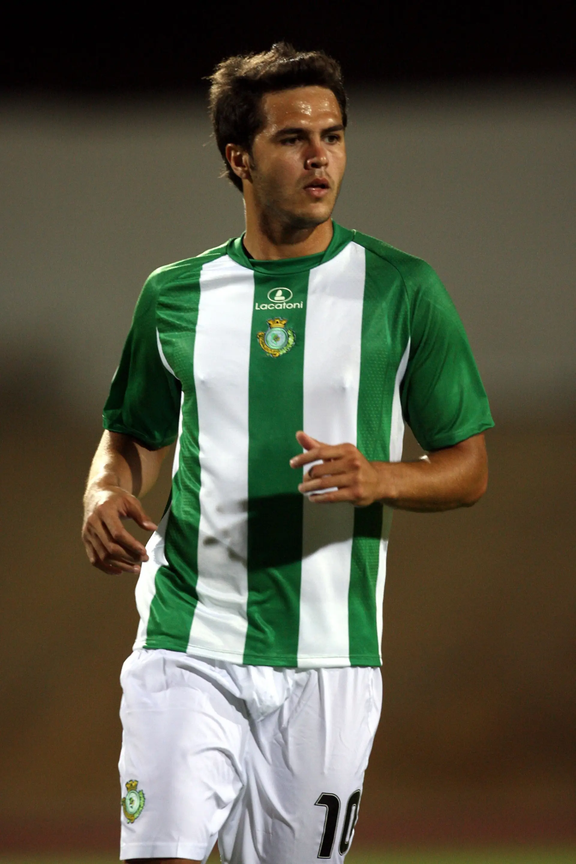 Na época 2004/05, Bruno foi emprestado ao V. Setúbal