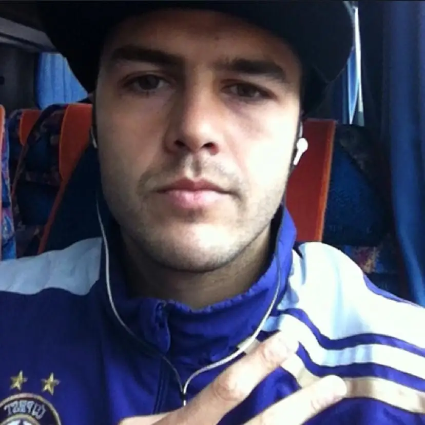 Após um passagem pela Nala e o U. Leiria, Bruno jogou no Újpest FC, da Hungria