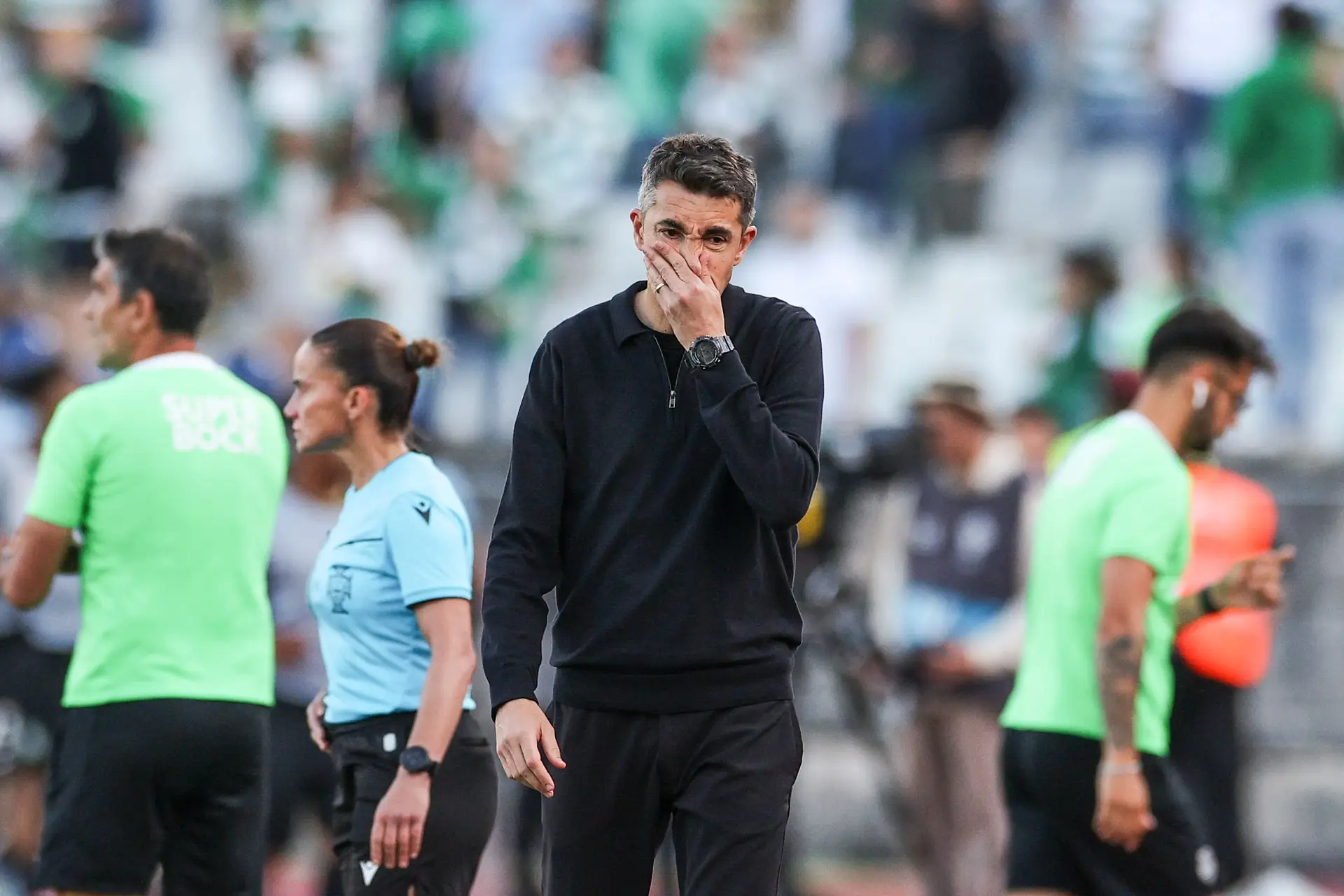 Bruno Lage assume a culpa, mas acaba a contradizer-se: “O árbitro errou”