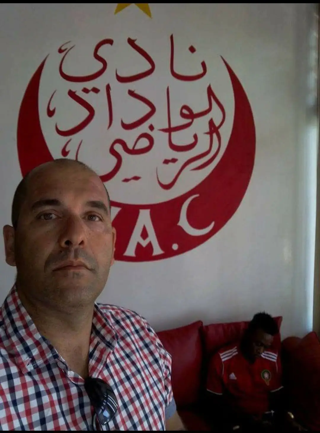 Em 2014/15, Capela aceitou o desafio de ser coordenador técnico do Waydad de Casablanca, em Marrocos