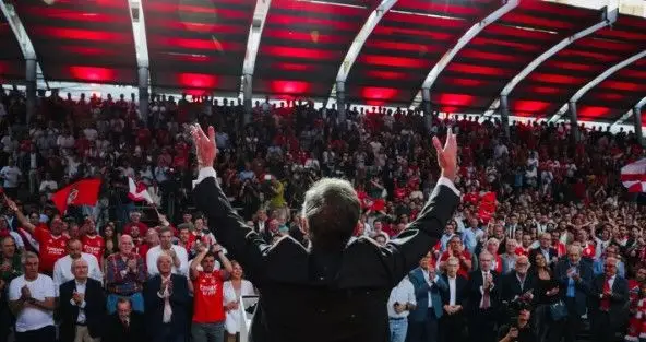 De novo candidato, Noronha Lopes voltou com críticas a Rui Costa: “Ganhámos menos do que os rivais. Os últimos 4 anos adiaram o Benfica”