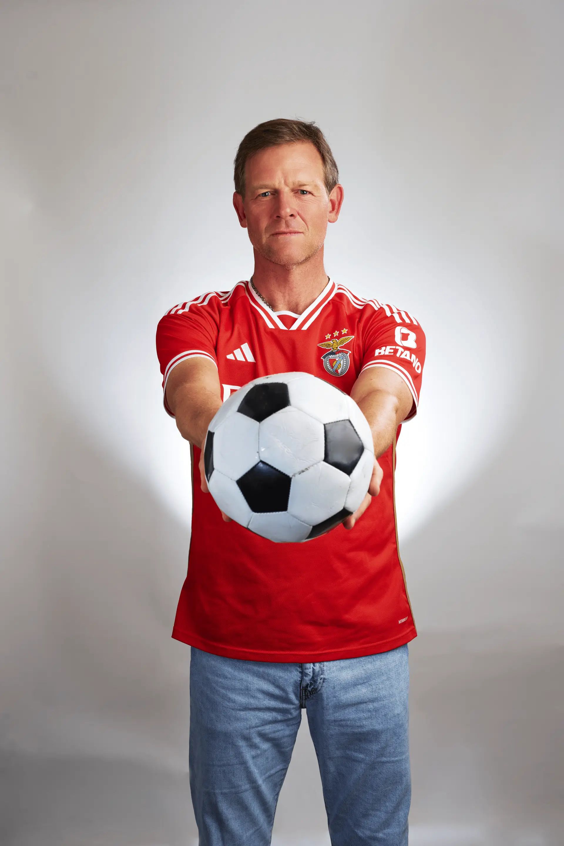 Martim Mayer é candidato à presidência do Benfica a olhar para o antigamente: “O clube aburguesou-se e isso tem que mudar”
