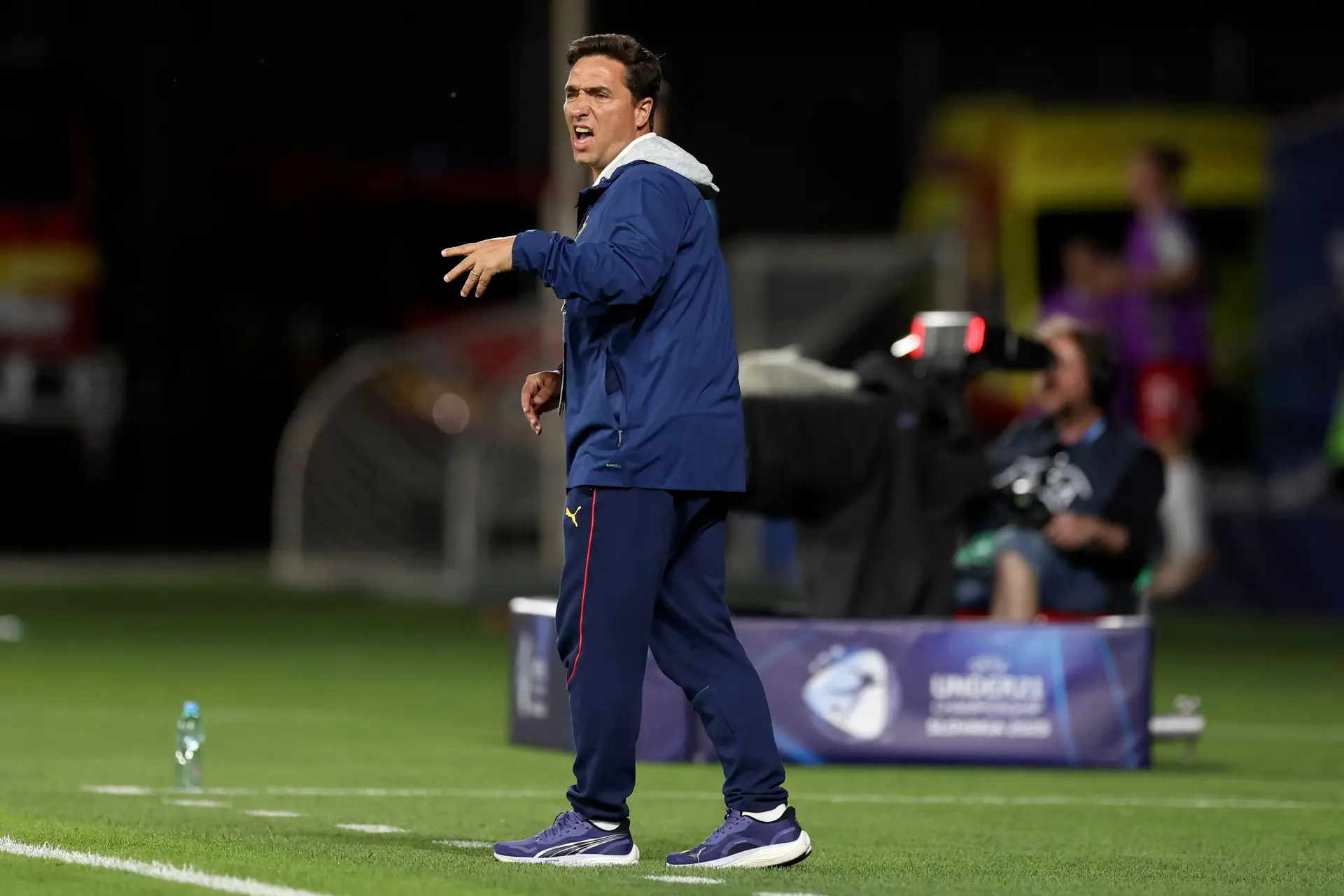 Rui Jorge quer garantir que “ninguém toca na bola” a não ser Portugal: “As equipas de grande nível são assim”