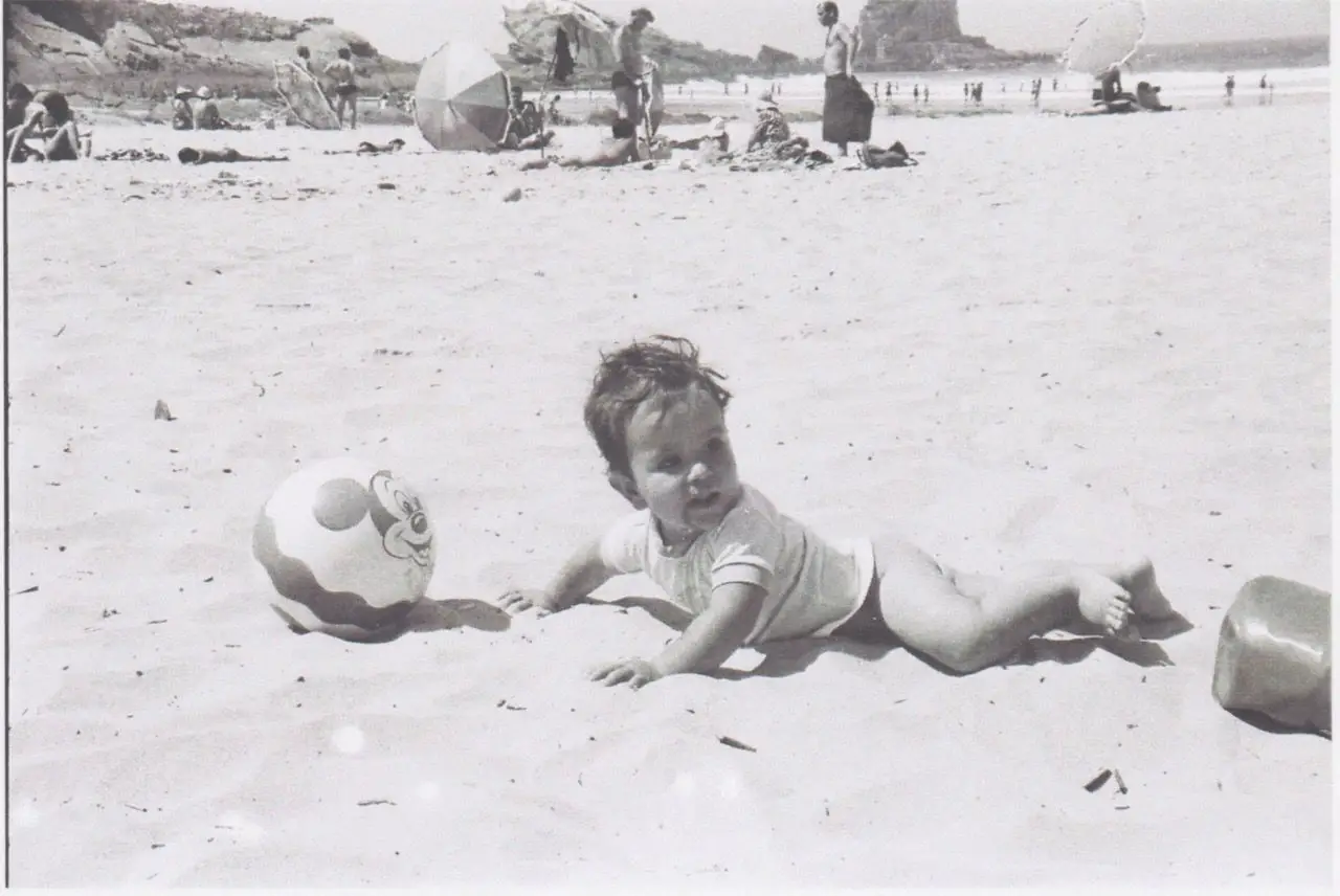 Acácio em bebé, na praia