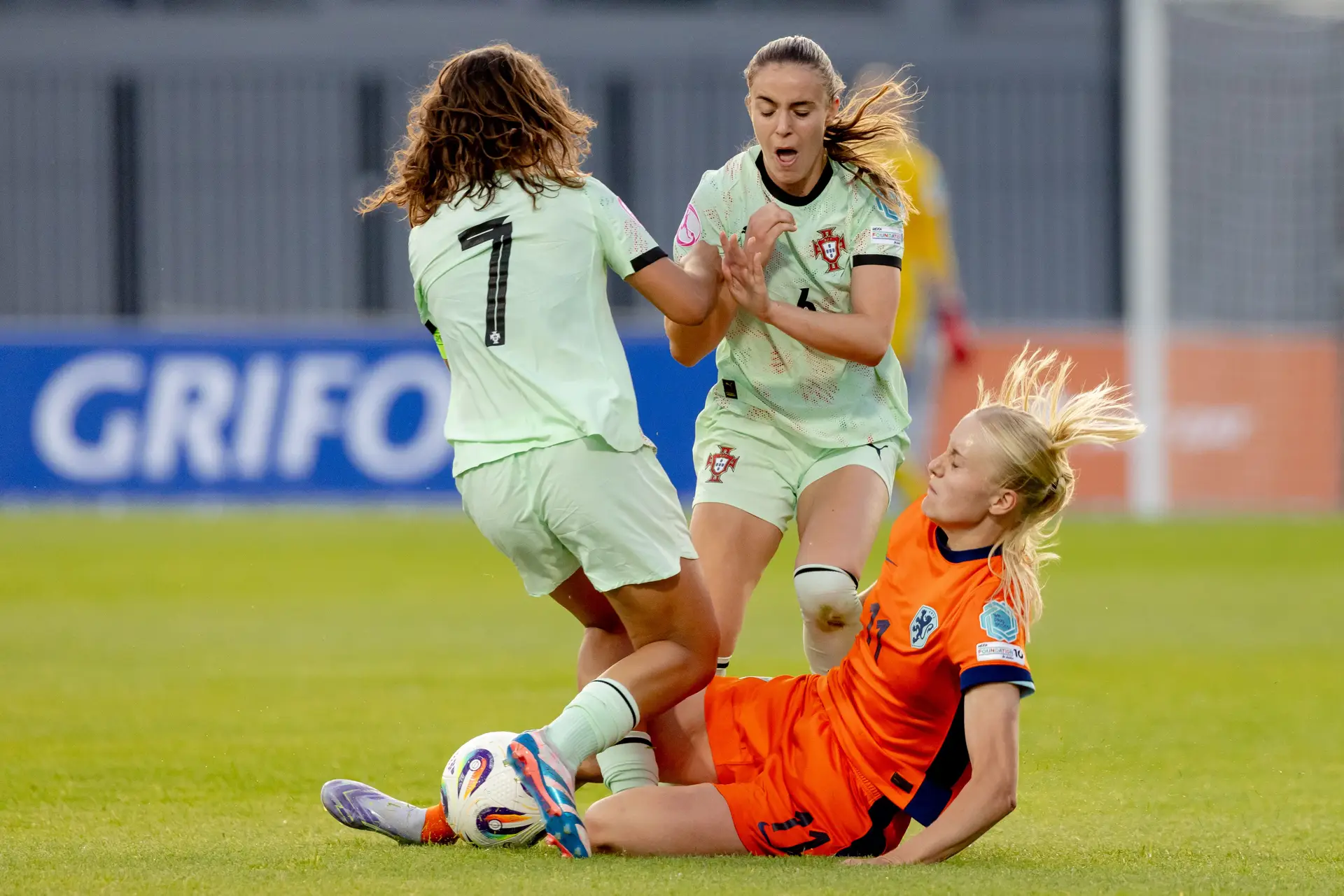 Mais história da seleção nacional feminina sub-19: Portugal nas meias-finais do Europeu e garante presença inédita no Mundial sub-20