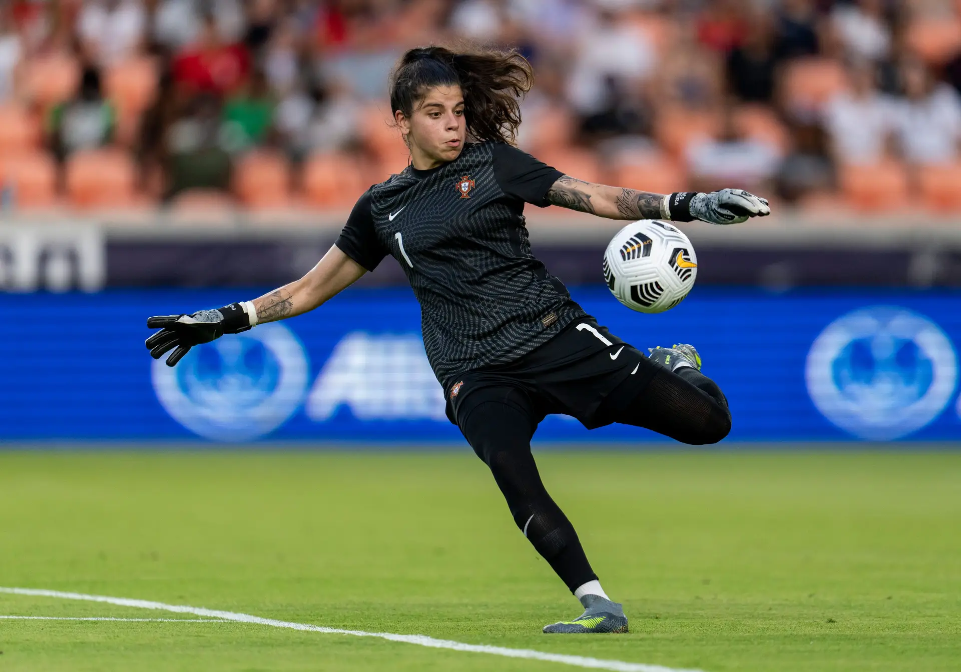 Inês começou a ser chamada à seleção A, quando jogava no Sporting