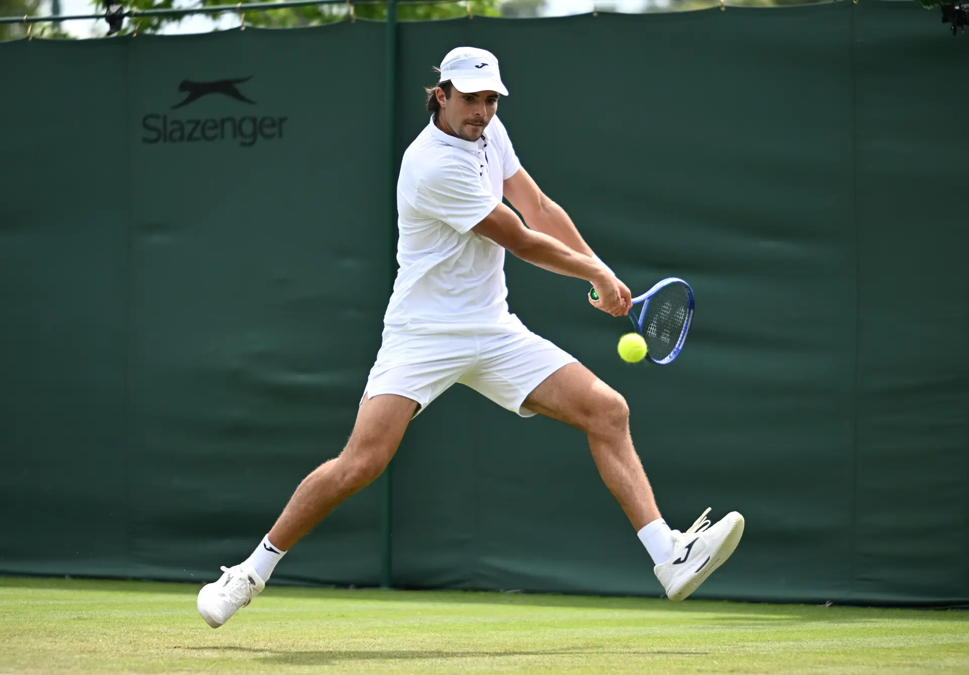 Durou três sets a primeira aventura de Jaime Faria em Wimbledon