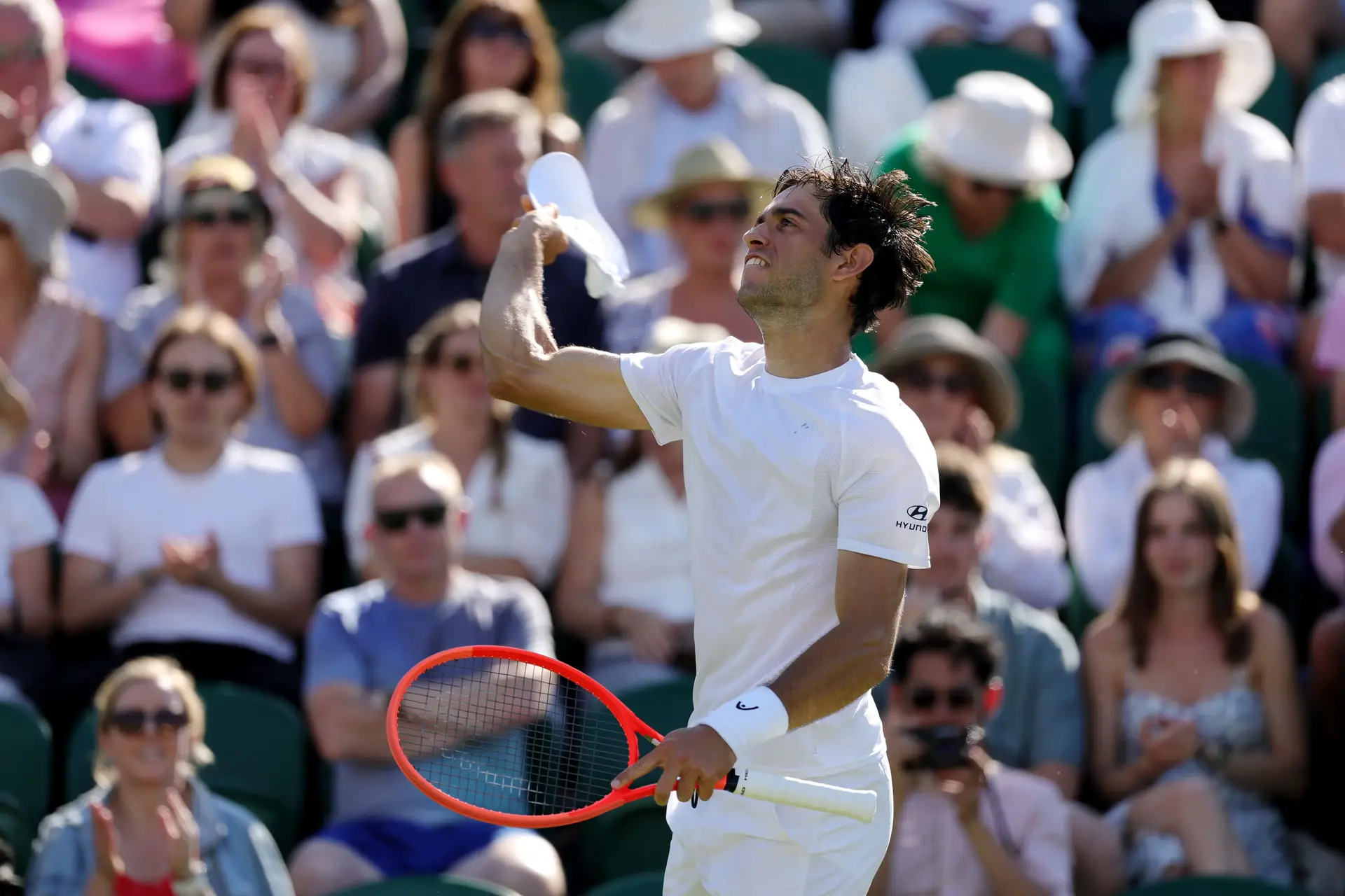 Até o boné voou: Nuno Borges está pela primeira vez na 3.ª ronda de Wimbledon
