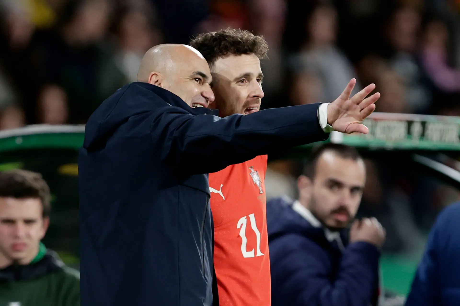 Roberto Martínez: “O Diogo Jota vestia a camisola de Portugal com orgulho. Esta tragédia faz-nos questionar a vida” 