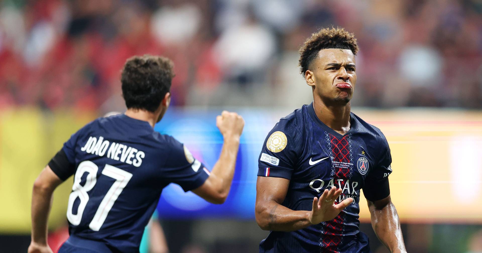 Sem mandar, nem controlar, o PSG saiu vivo de um jogo de entretenimento puro