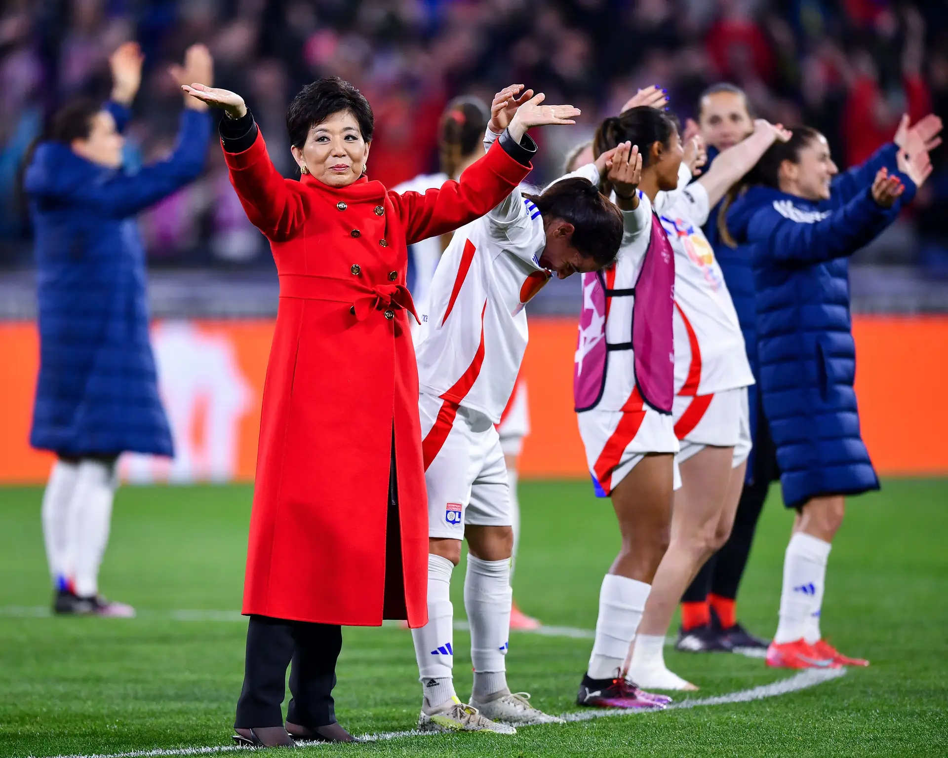 O Lyon, afinal, já não vai descer de divisão. Agradeçam à sua nova presidente, Michele Kang