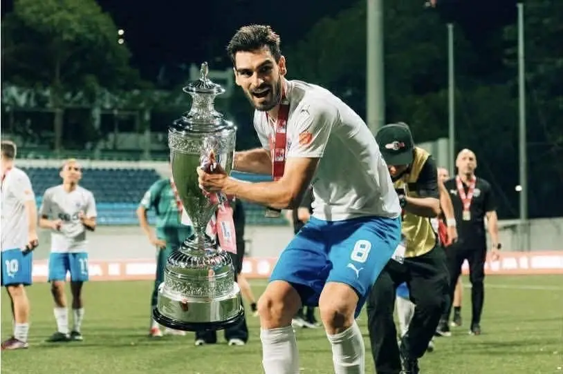 Em 2023, o médio português conquistou a sua primeira Taça de Singapura