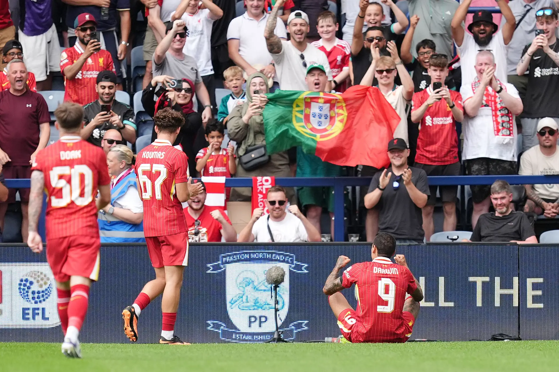 📸 Liverpool homenageia Diogo Jota no primeiro jogo da pré-época