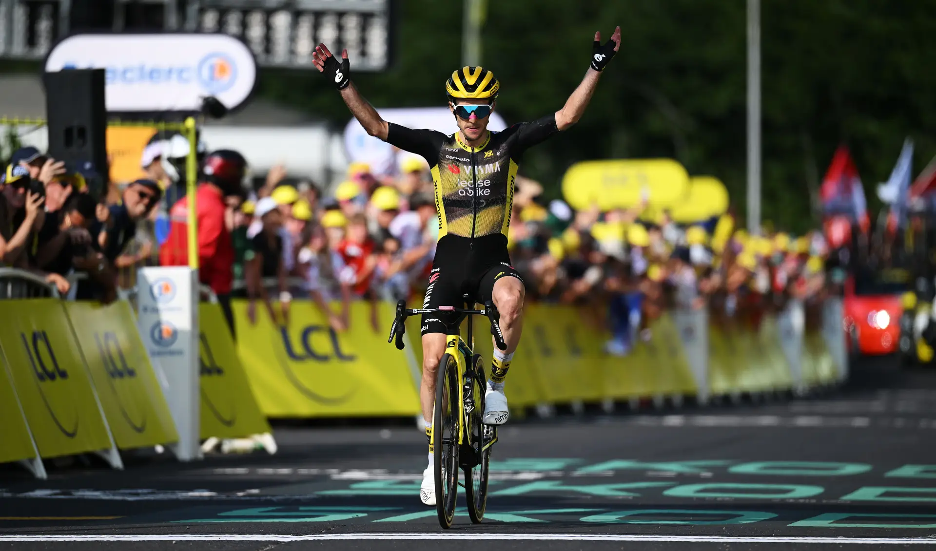 O xadrez do Tour de France deixa Simon Yates a festejar e Ben Healy de amarelo 
