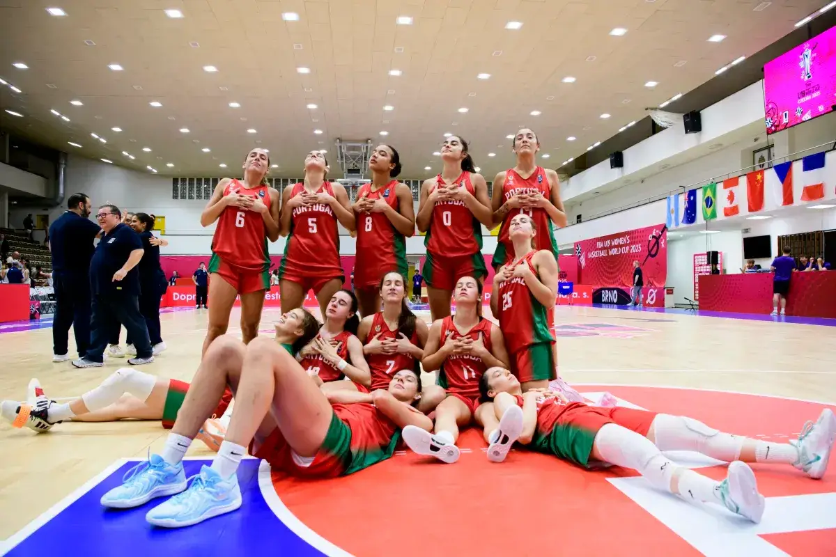 História aos saltos e com cestos: Portugal está, pela primeira vez, nos quartos de final de um Mundial de basquetebol