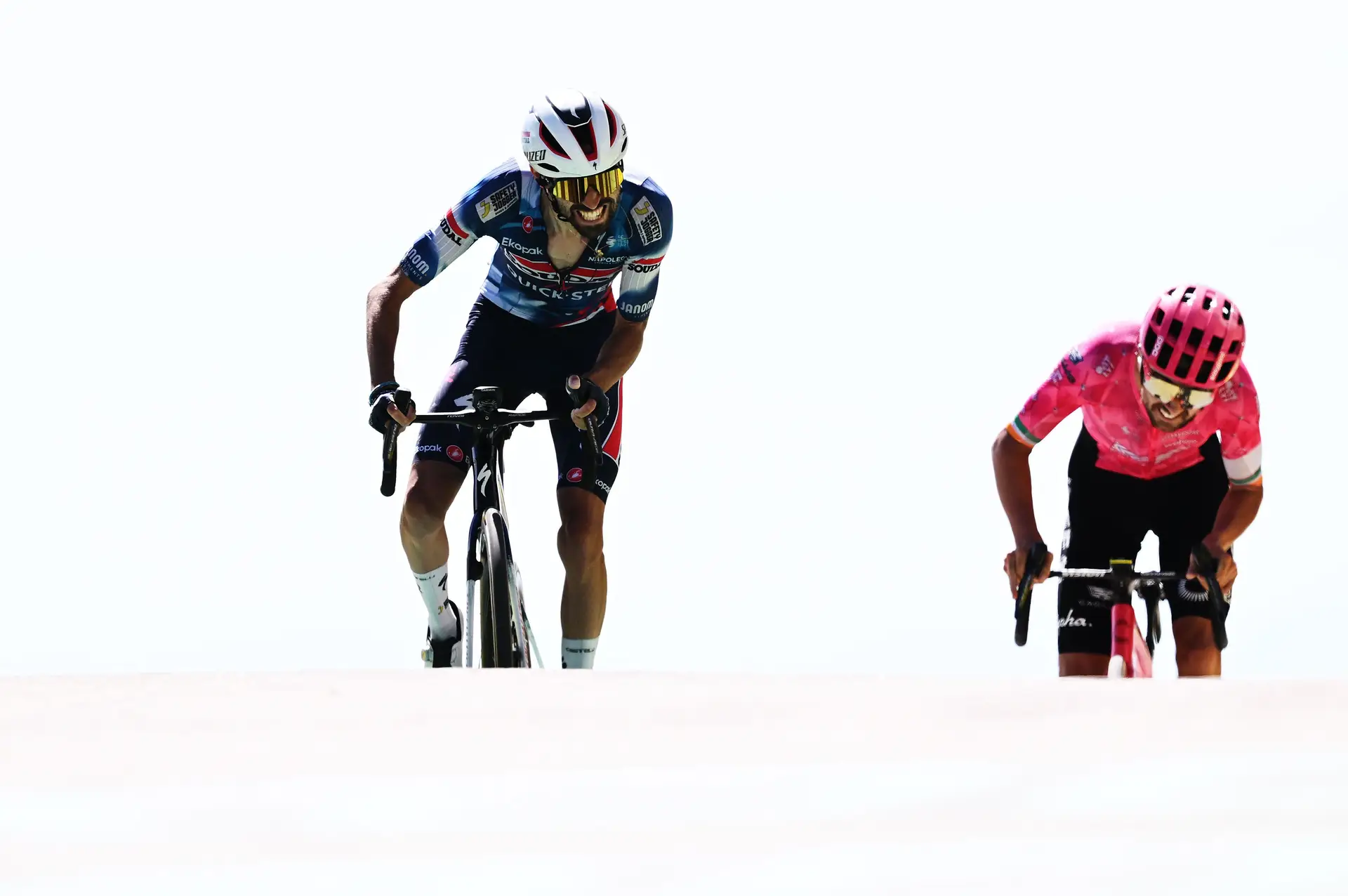 Paret-Peintre salva a honra francesa no Tour em dia de espetáculo de Healy, Vingegaard e Pogačar no mítico Mont Ventoux