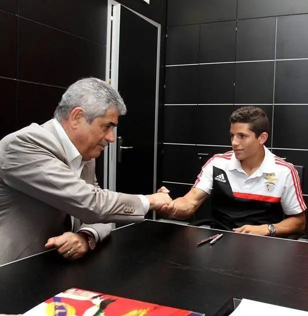 O lateral direito mudou-se para o Benfica aos 18 anos