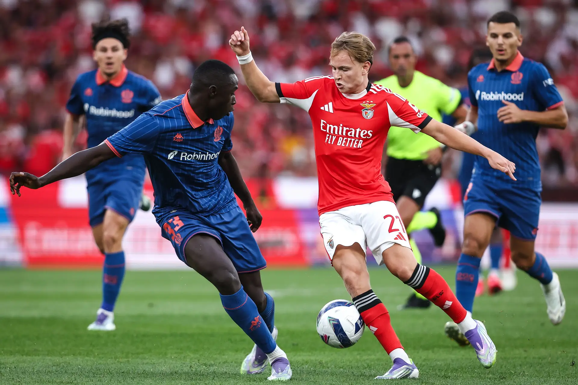 Em direto: Benfica 2-0 Nice (terminado)