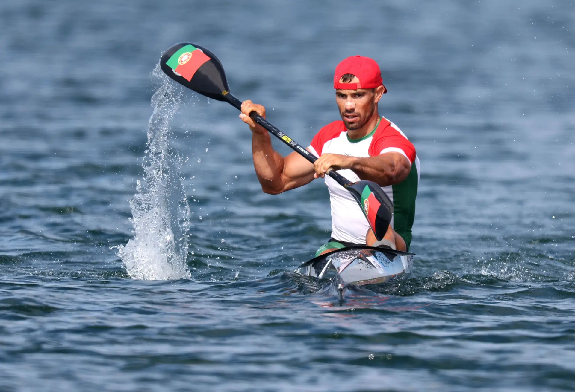 Uma prova da frente para trás: Fernando Pimenta fica-se pelo bronze em K1 1000