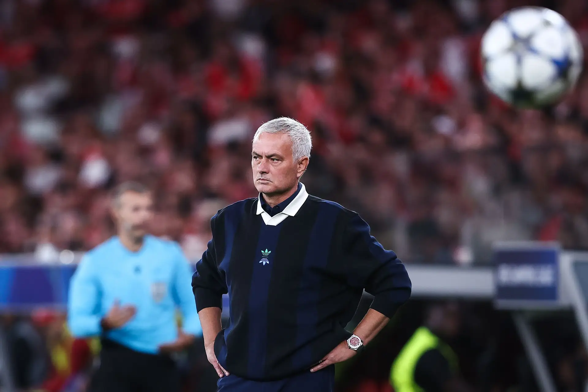 José Mourinho: “Não gosto de encontrar desculpas para coisas que não têm desculpa: a equipa mais forte ganhou e mereceu”