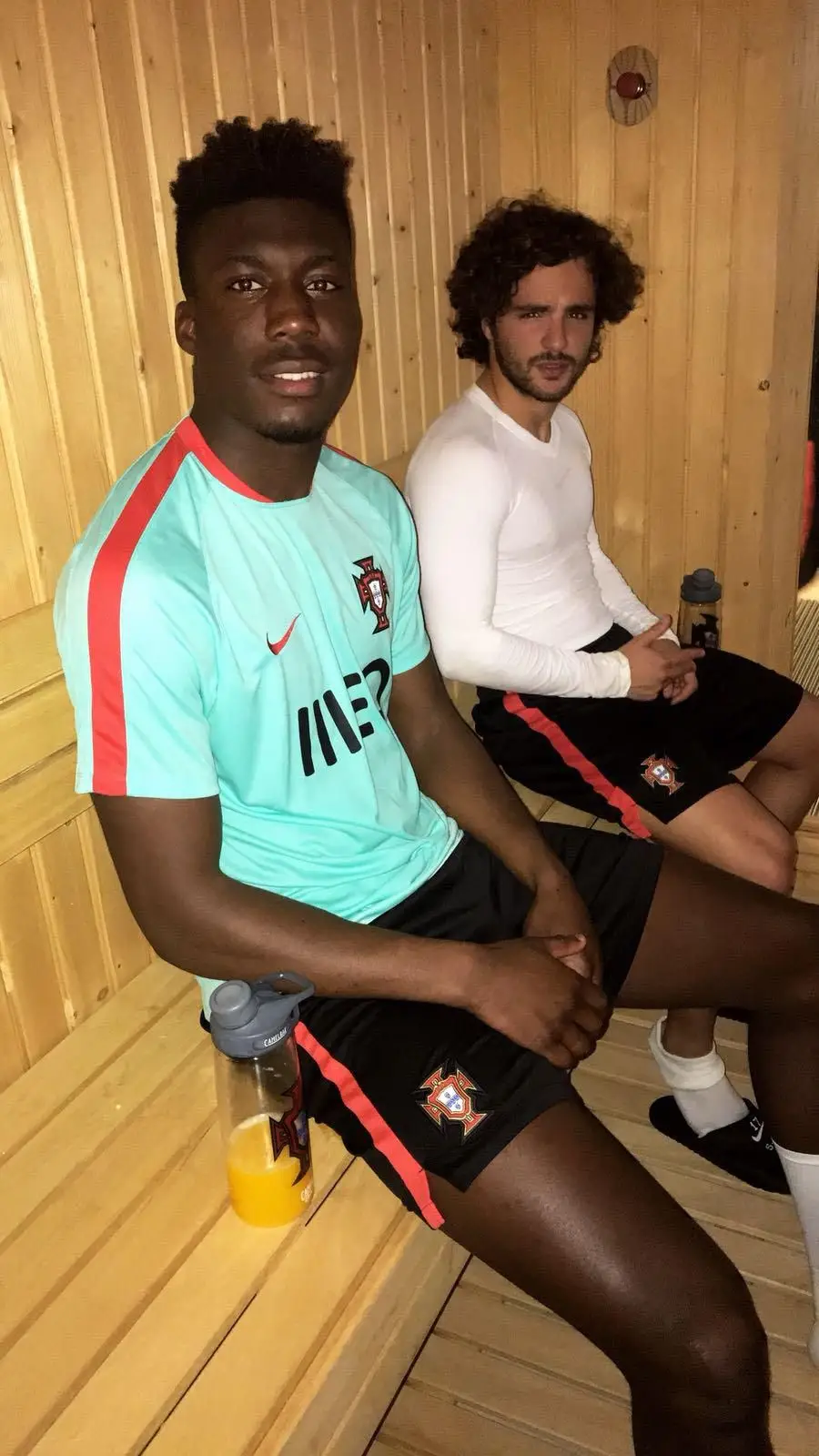 Com Rafael Barbosa, num estágio da seleção de Sub21