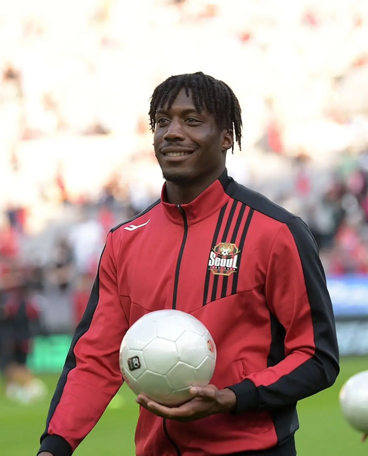 O avançado assinou pelo FC Seoul da Coreia do Sul, em 2024