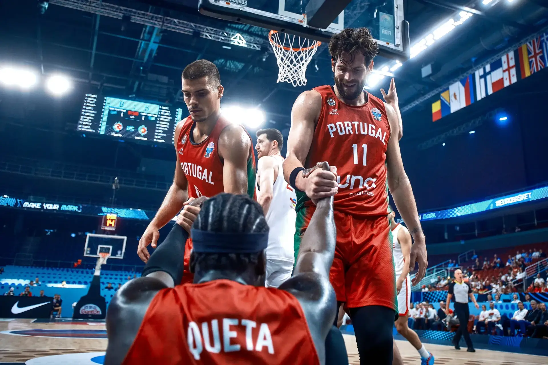Portugal decide o futuro no EuroBasket contra a Estónia, anfitriã e pelos vistos também nervosa: “A tensão e o stress estão altos”