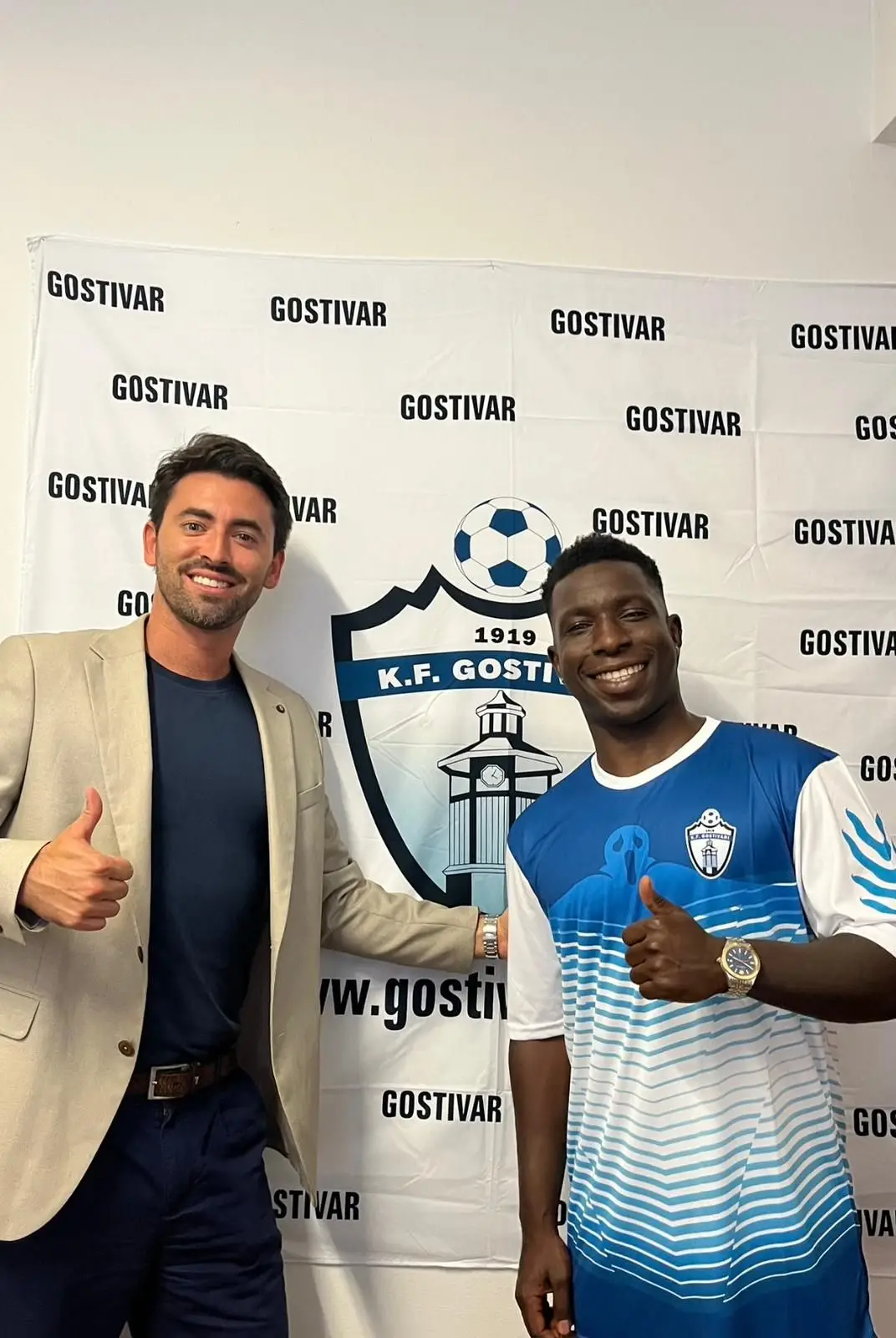 Guilherme von Cupper, atual empresário de Aldair, no dia em que o jogador assinou pelo KF Gostivari, da Macedónia do Norte